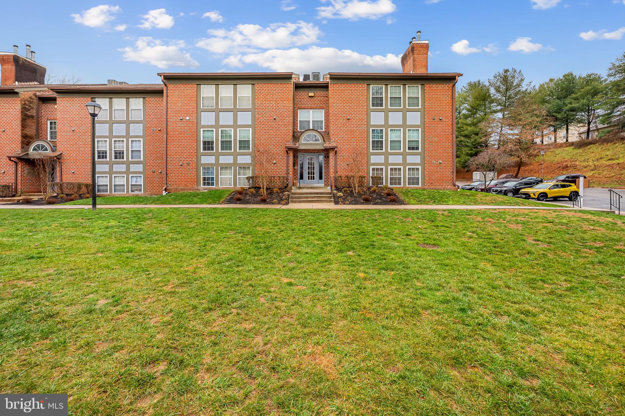 THE FALLS GARDEN - Residential