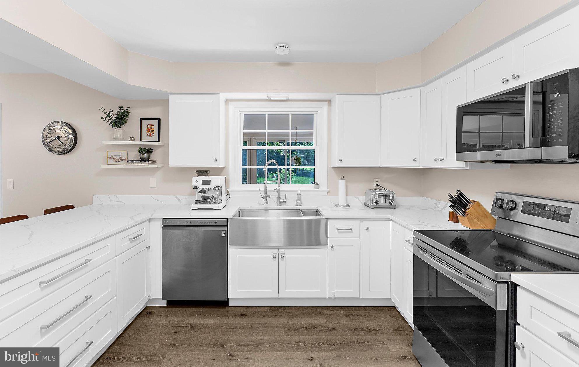 GINGERVILLE MANOR ESTATES - Residential