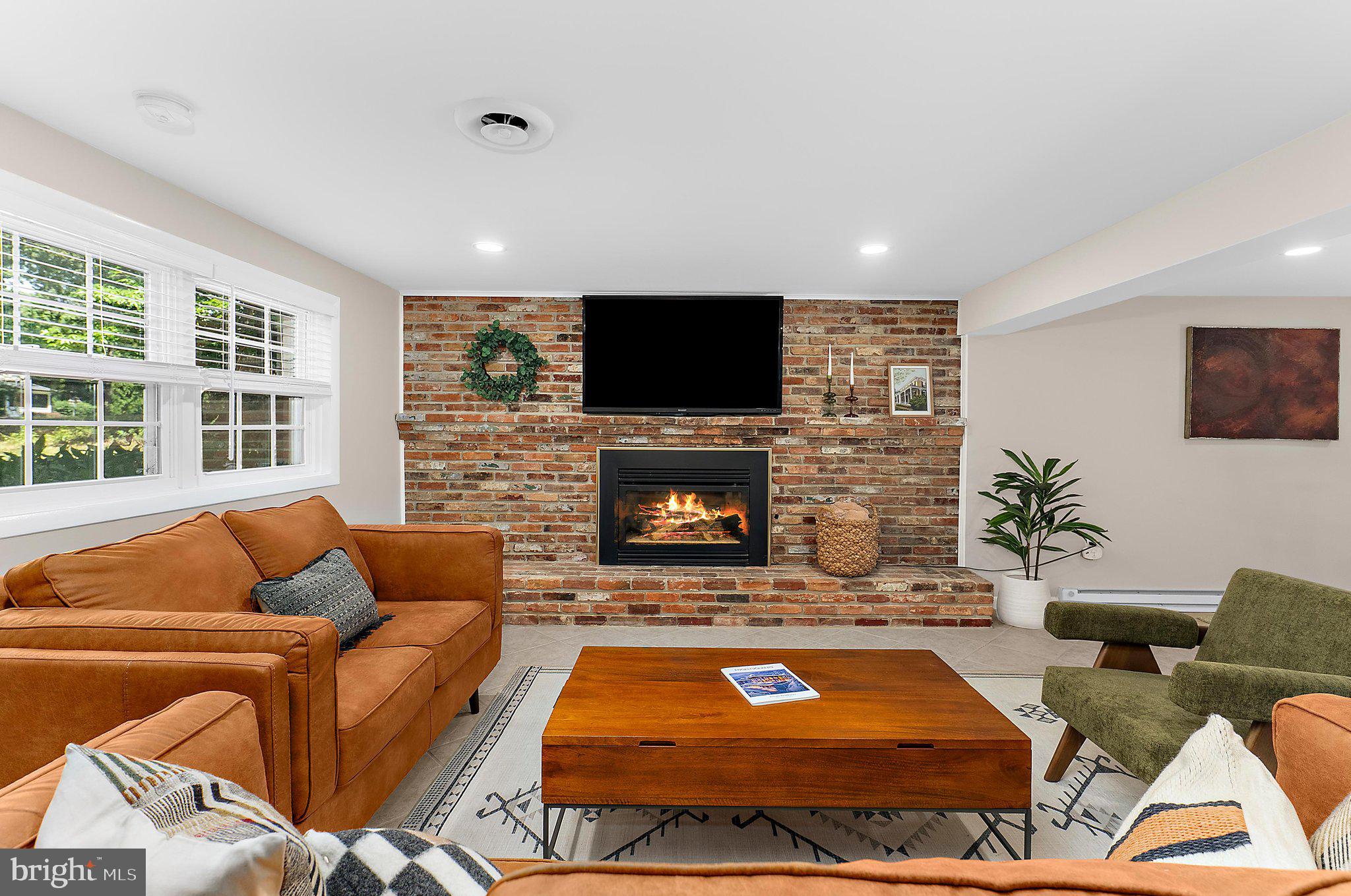 GINGERVILLE MANOR ESTATES - Residential