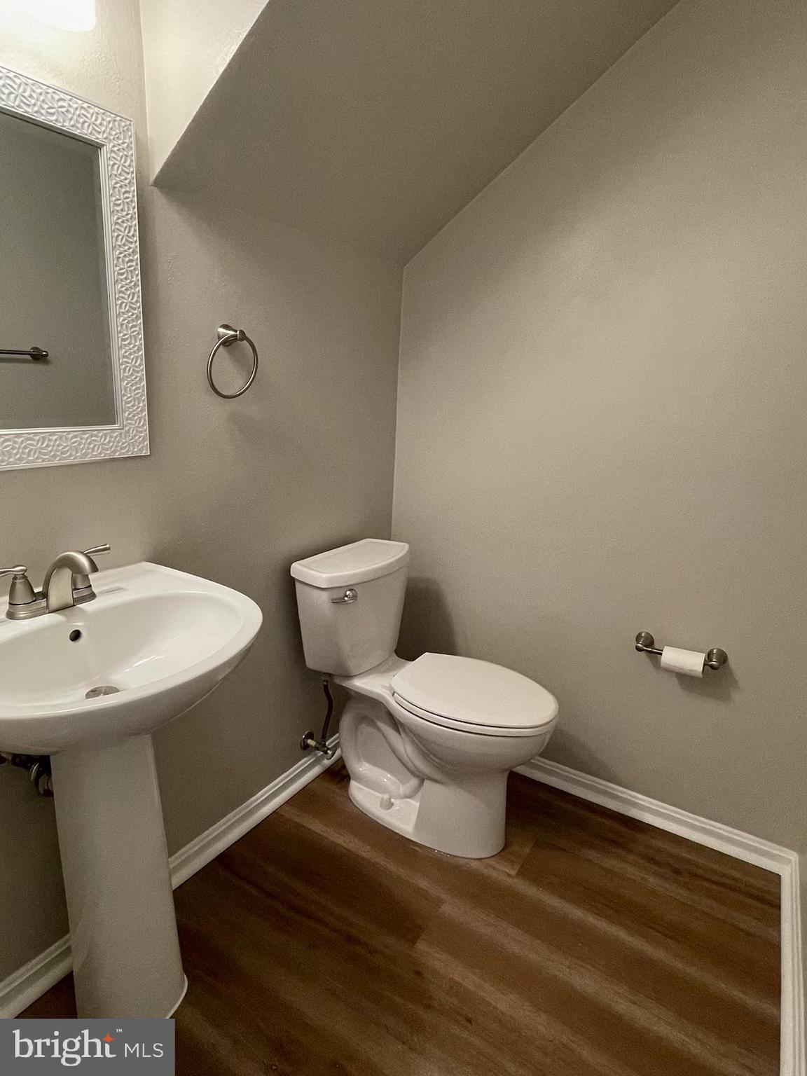 FAIR LAKES CONDO - Residential Lease