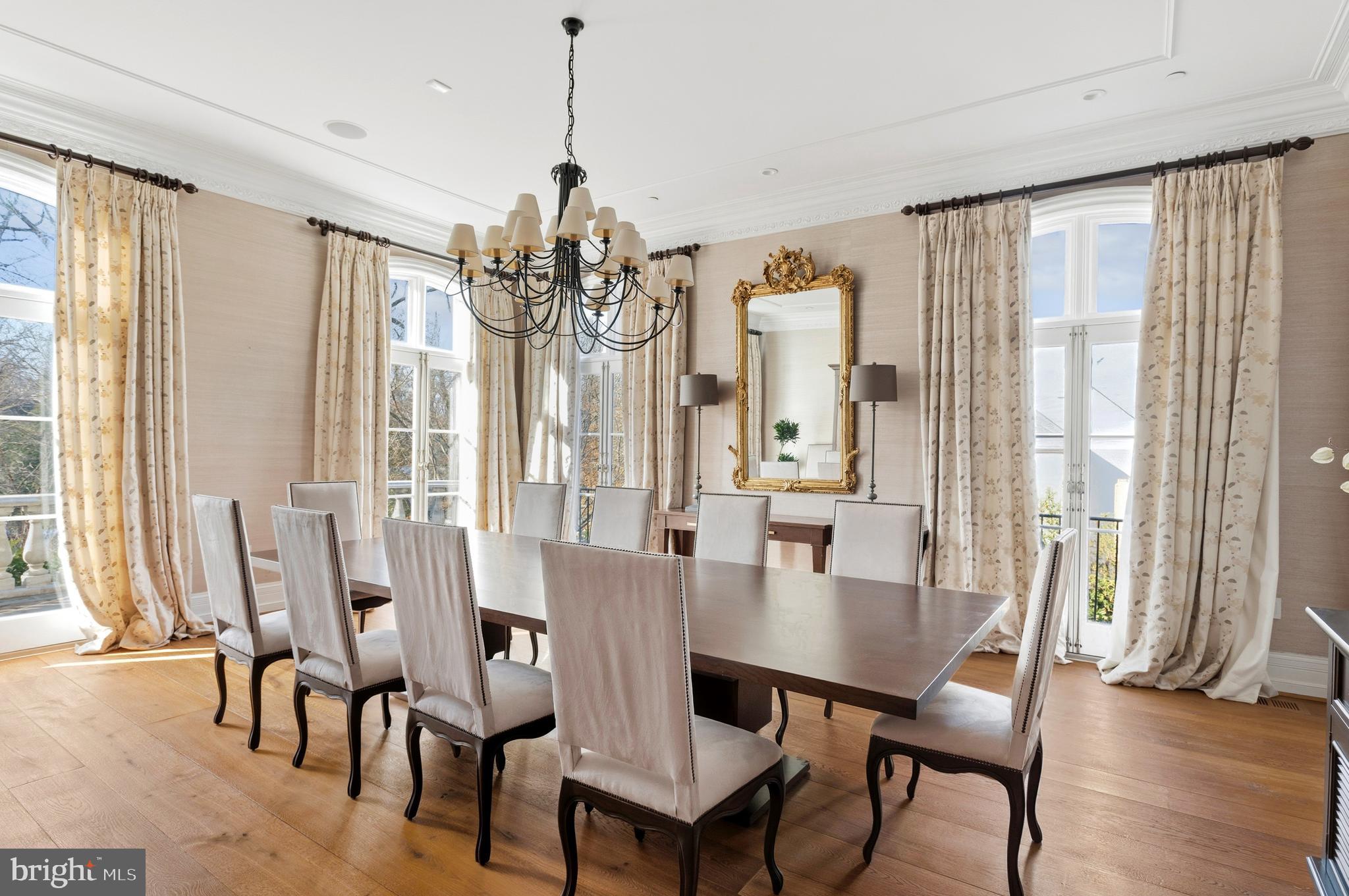 SPRING VALLEY - Residential