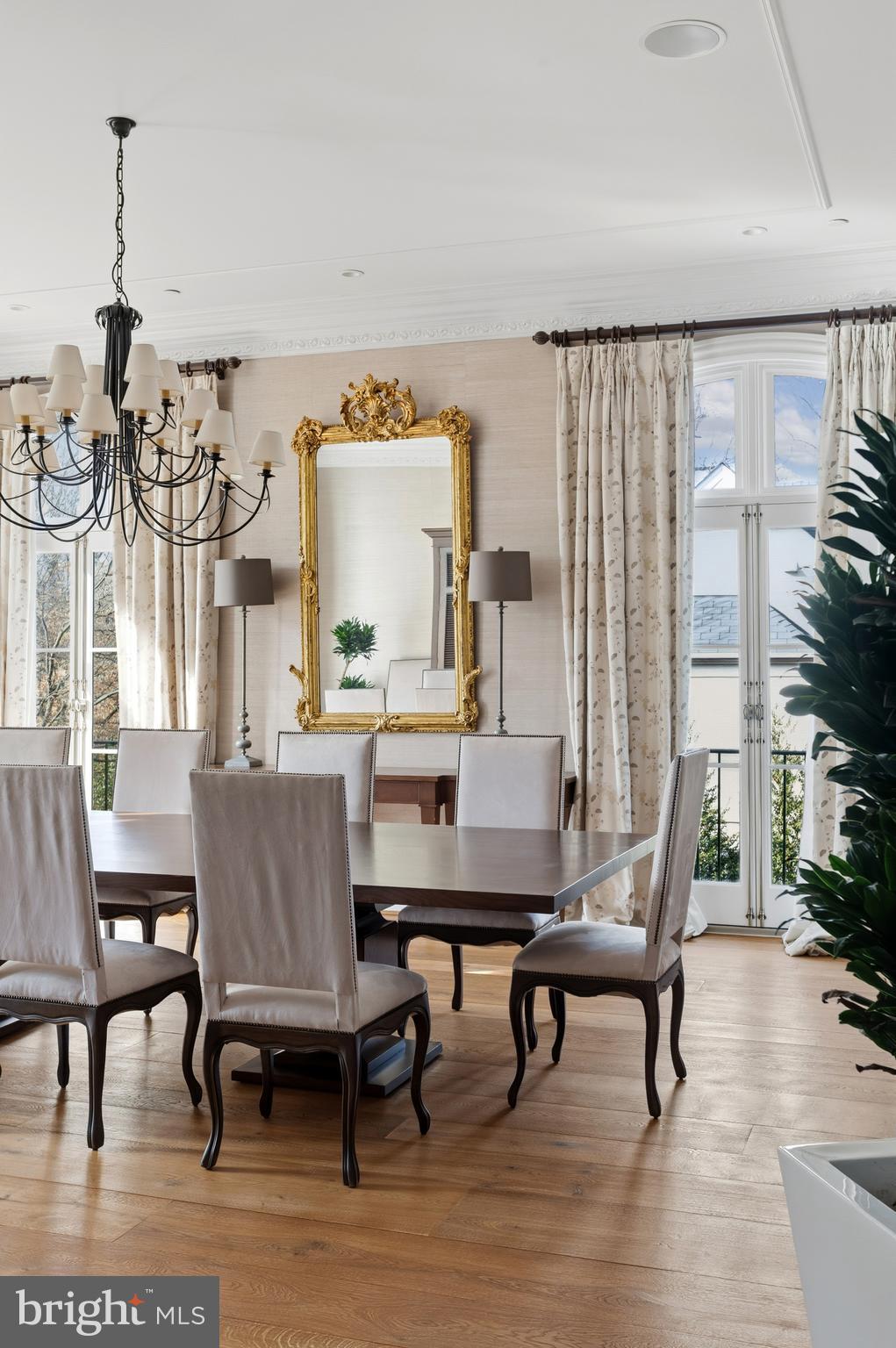 SPRING VALLEY - Residential