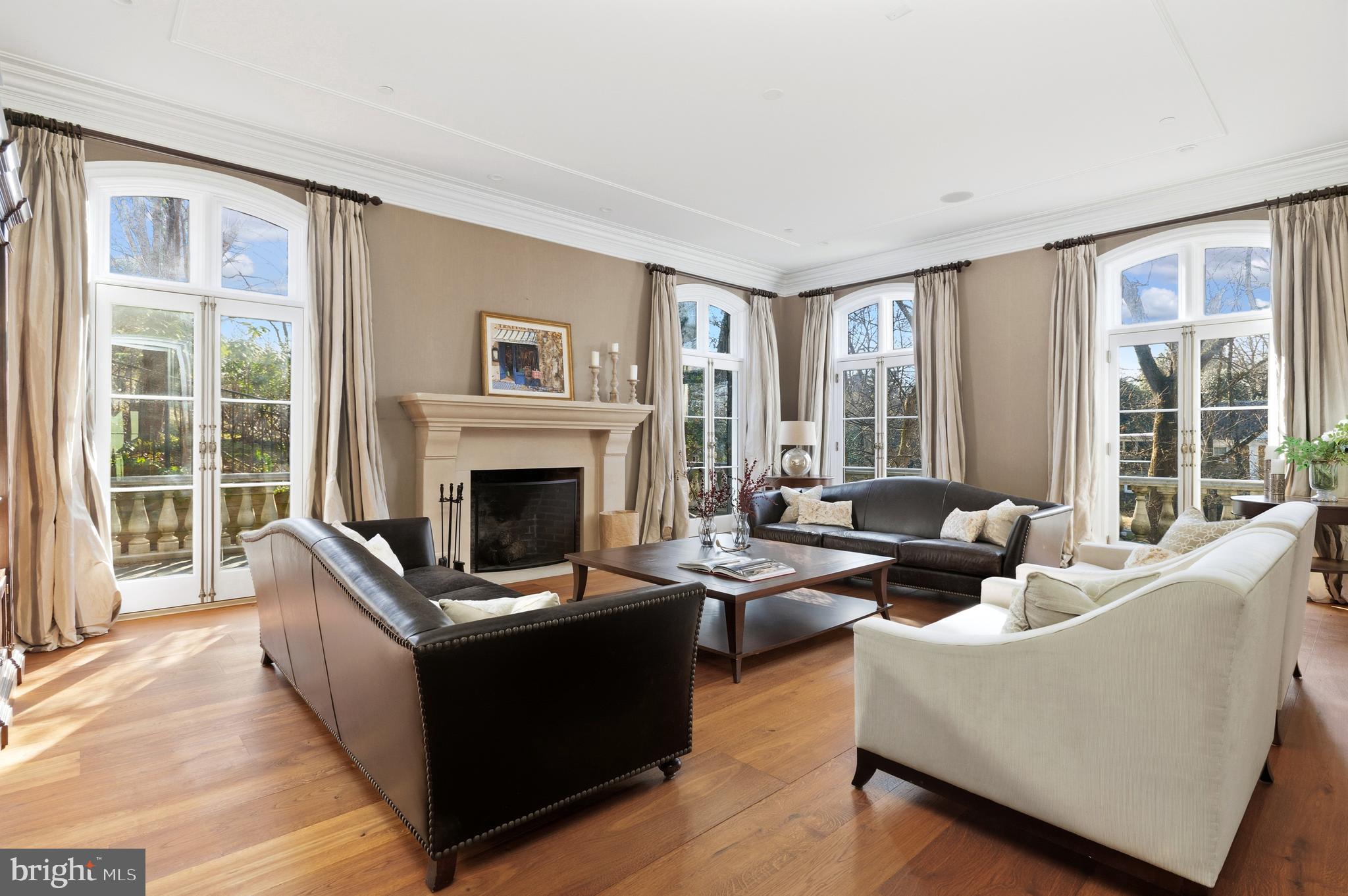 SPRING VALLEY - Residential