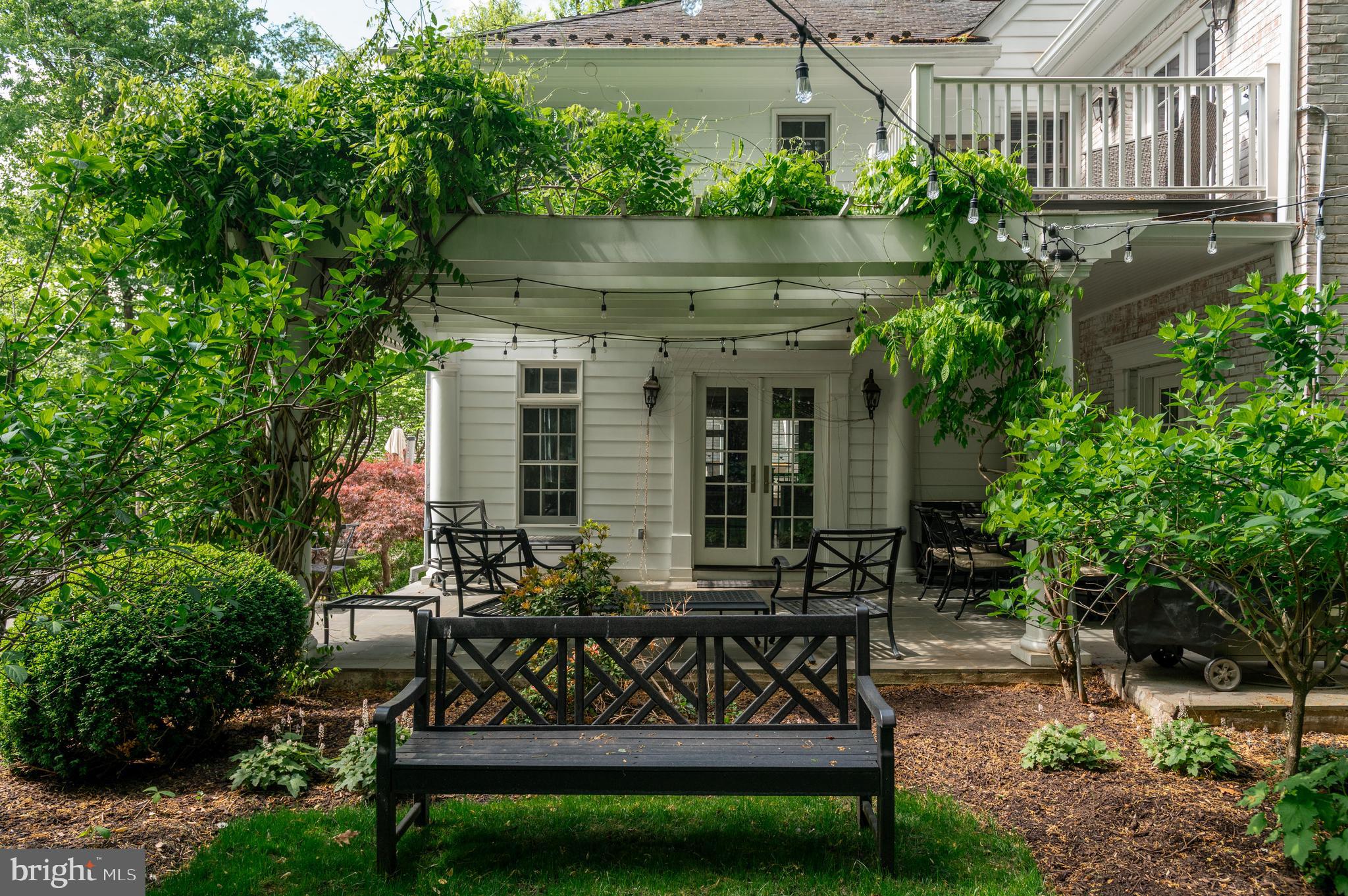 ELMWOOD ESTATES - Residential