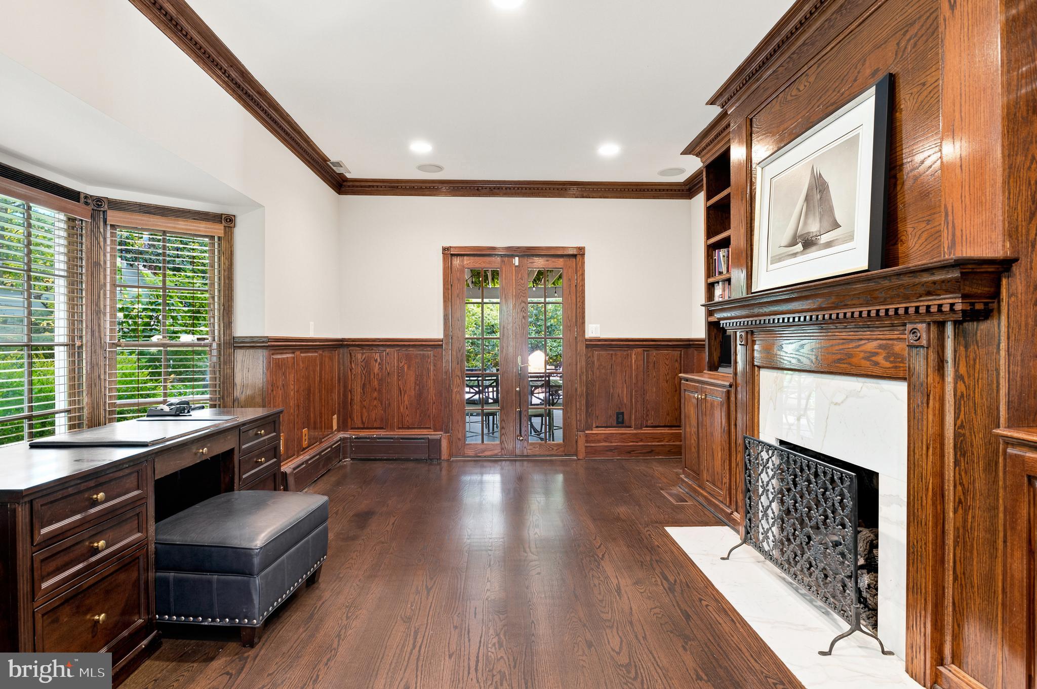 ELMWOOD ESTATES - Residential