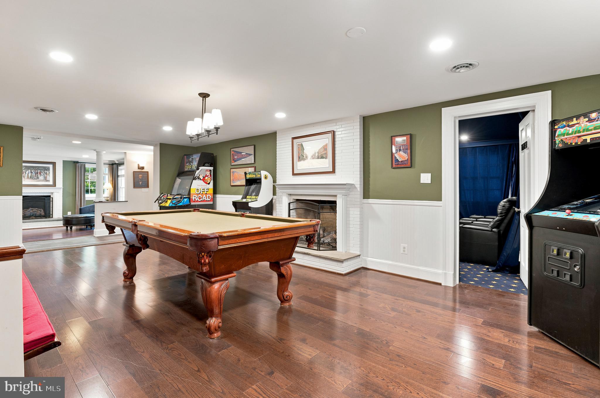 ELMWOOD ESTATES - Residential