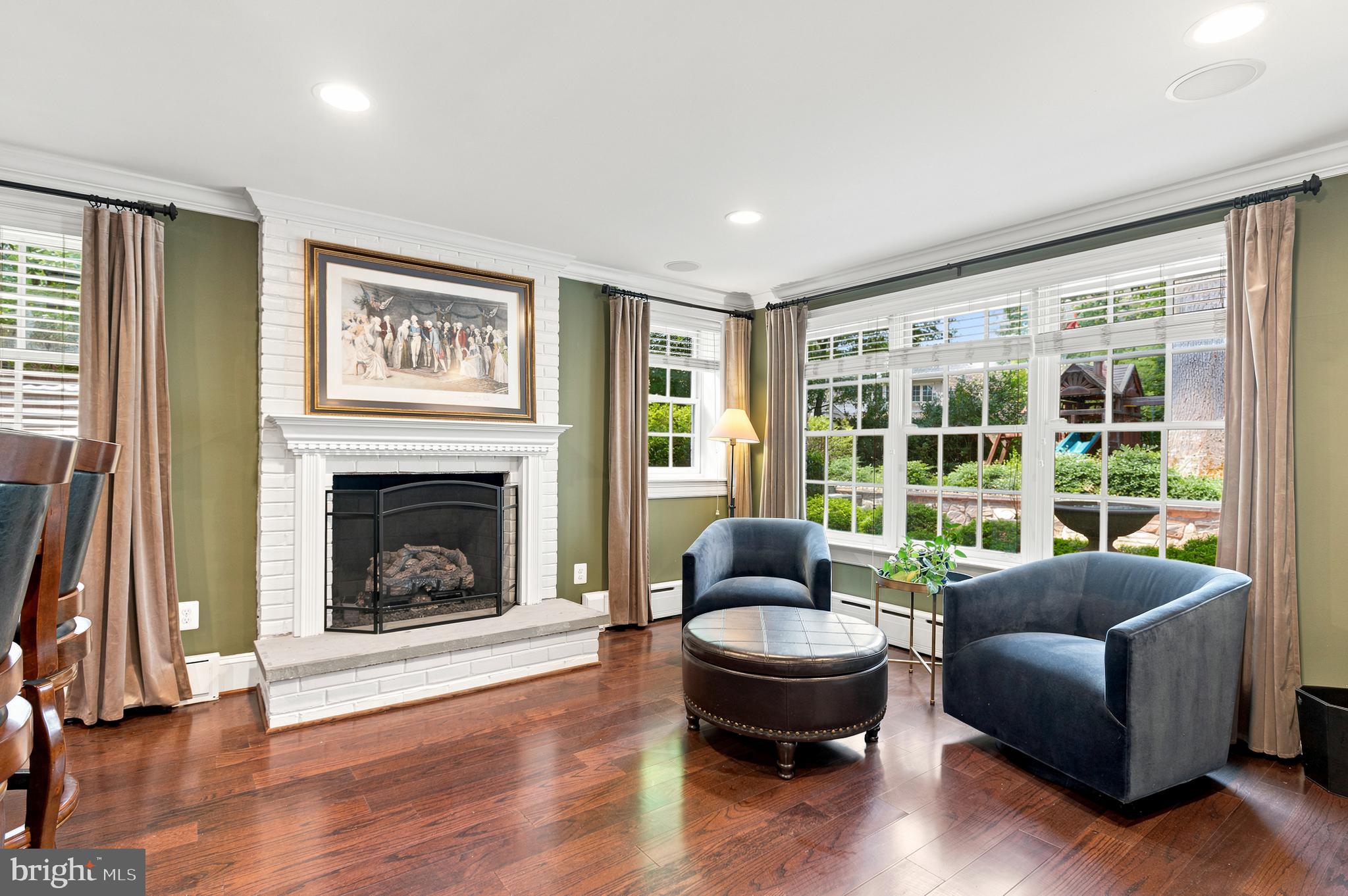 ELMWOOD ESTATES - Residential