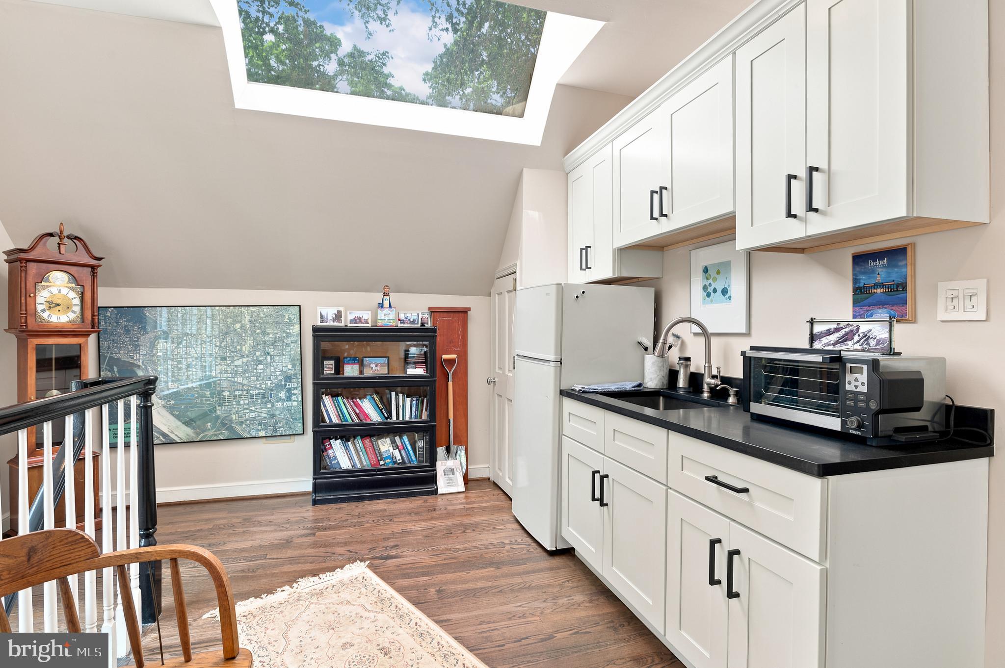 ELMWOOD ESTATES - Residential