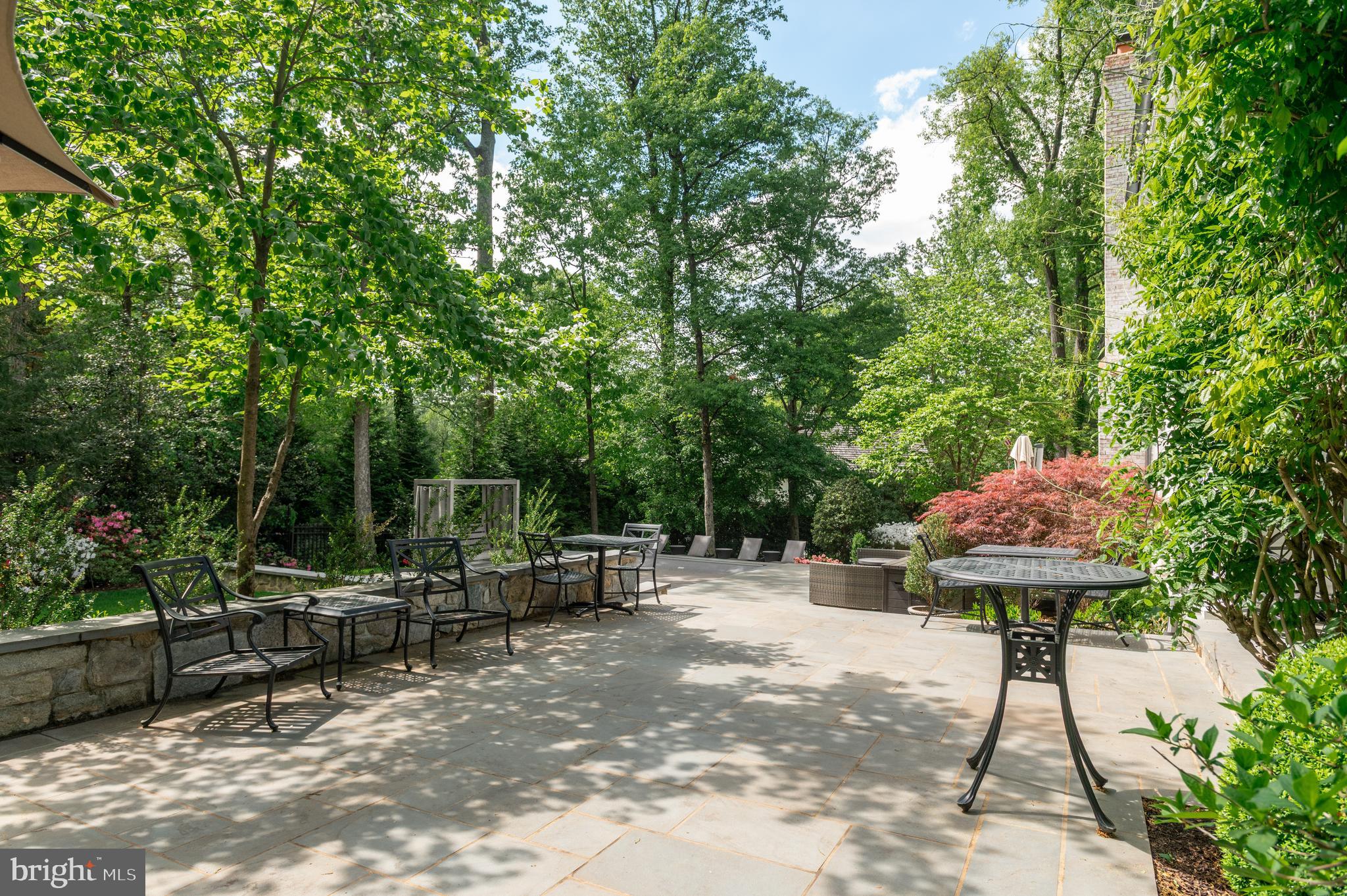 ELMWOOD ESTATES - Residential
