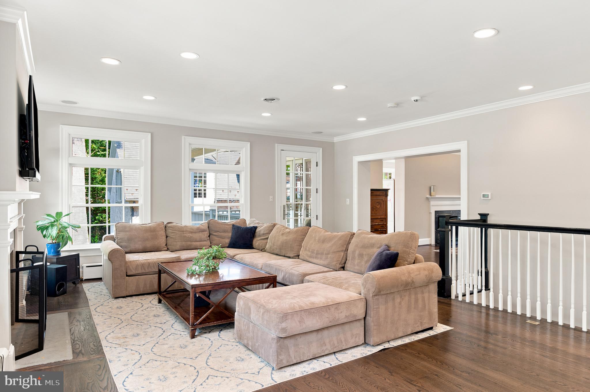 ELMWOOD ESTATES - Residential