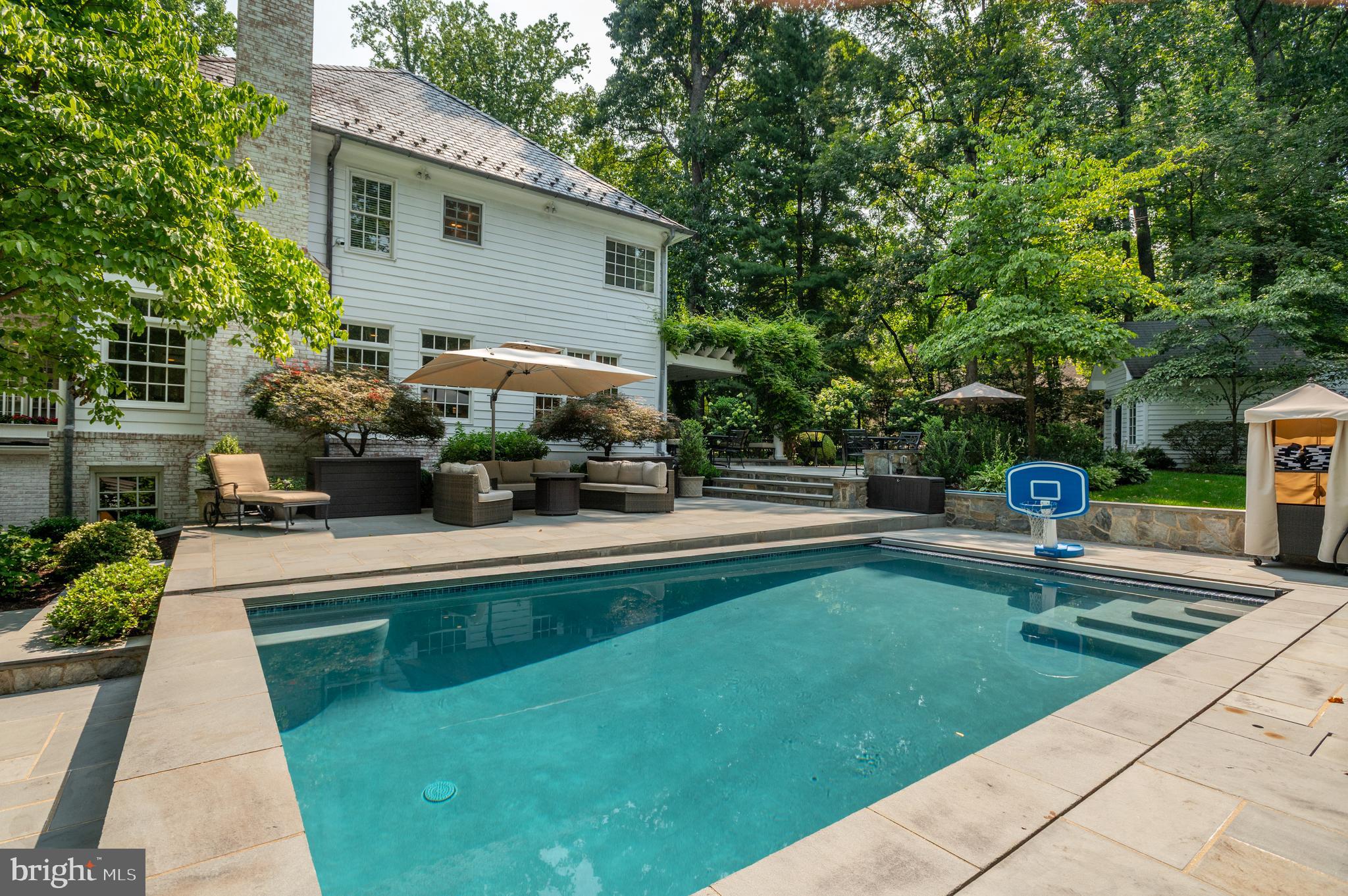 ELMWOOD ESTATES - Residential