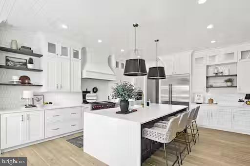 HAHN'S MEADOW - Residential