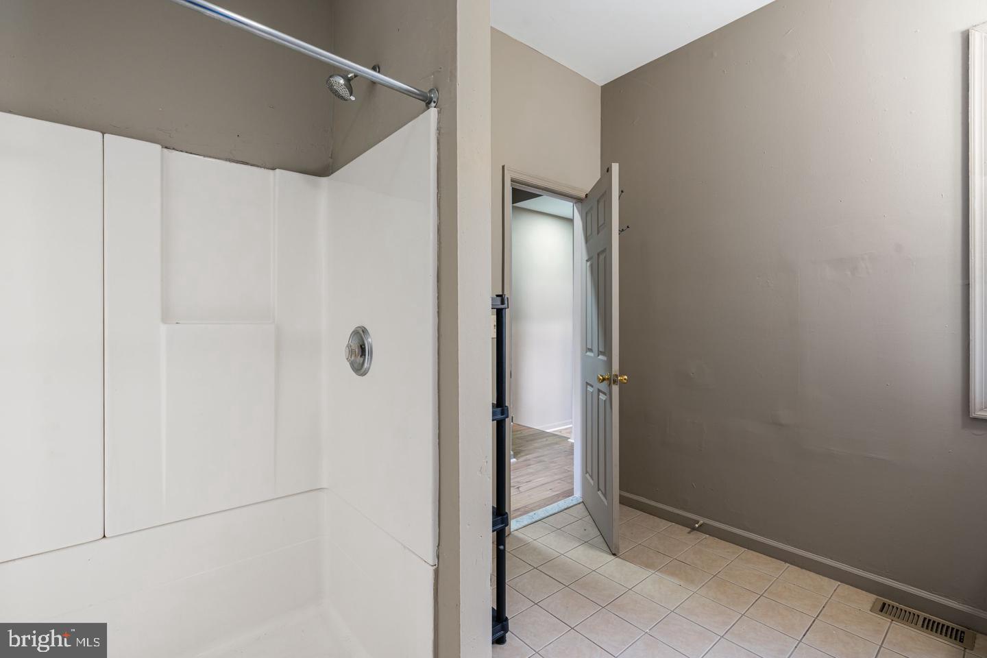 TEMPLE UNIVERSITY - Residential