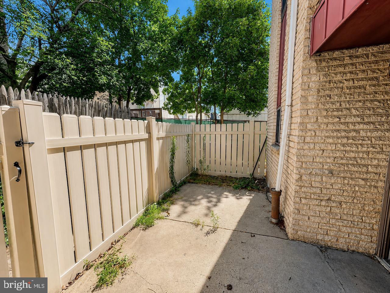 HOLMESBURG - Residential