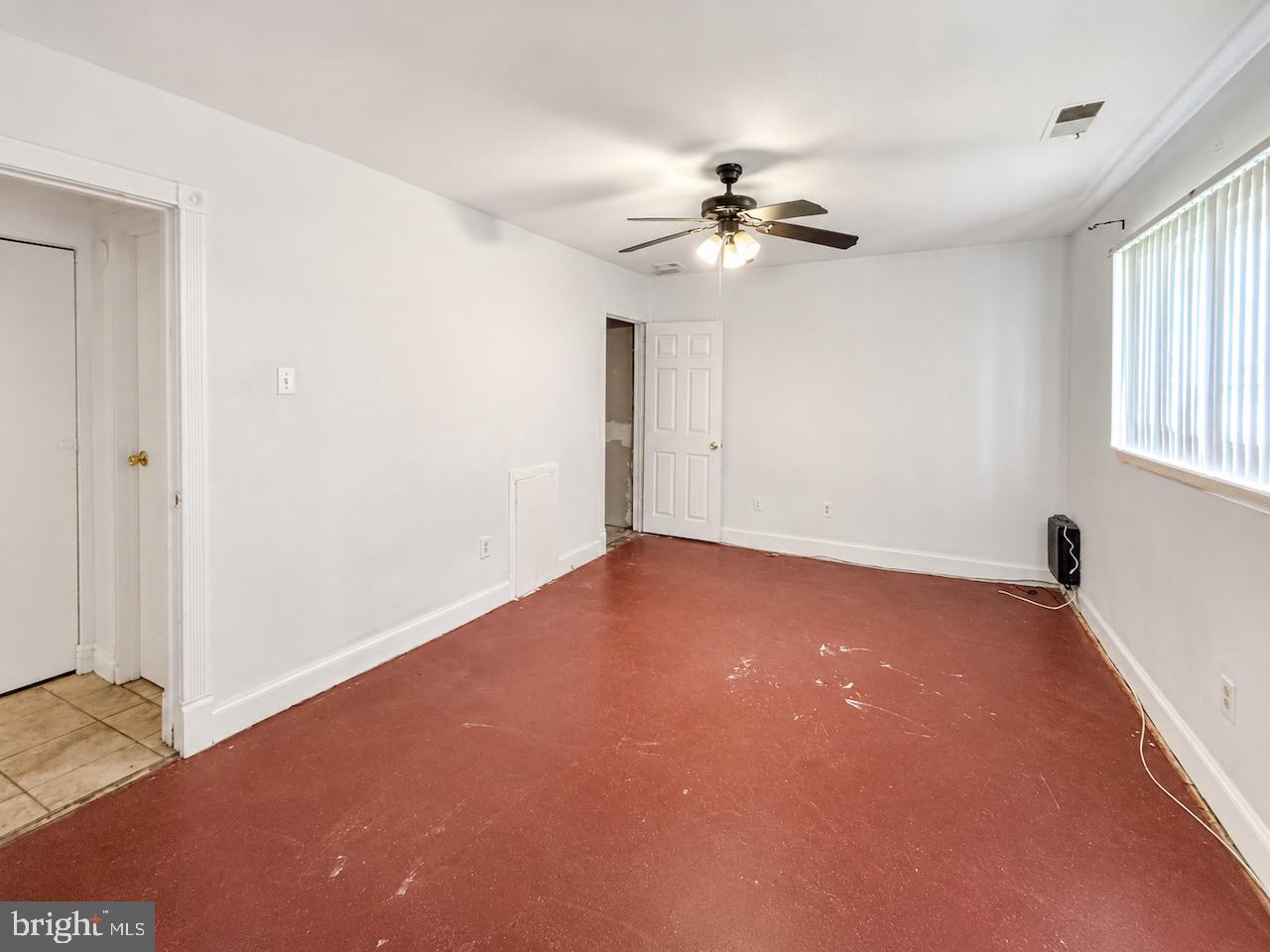 HOLMESBURG - Residential
