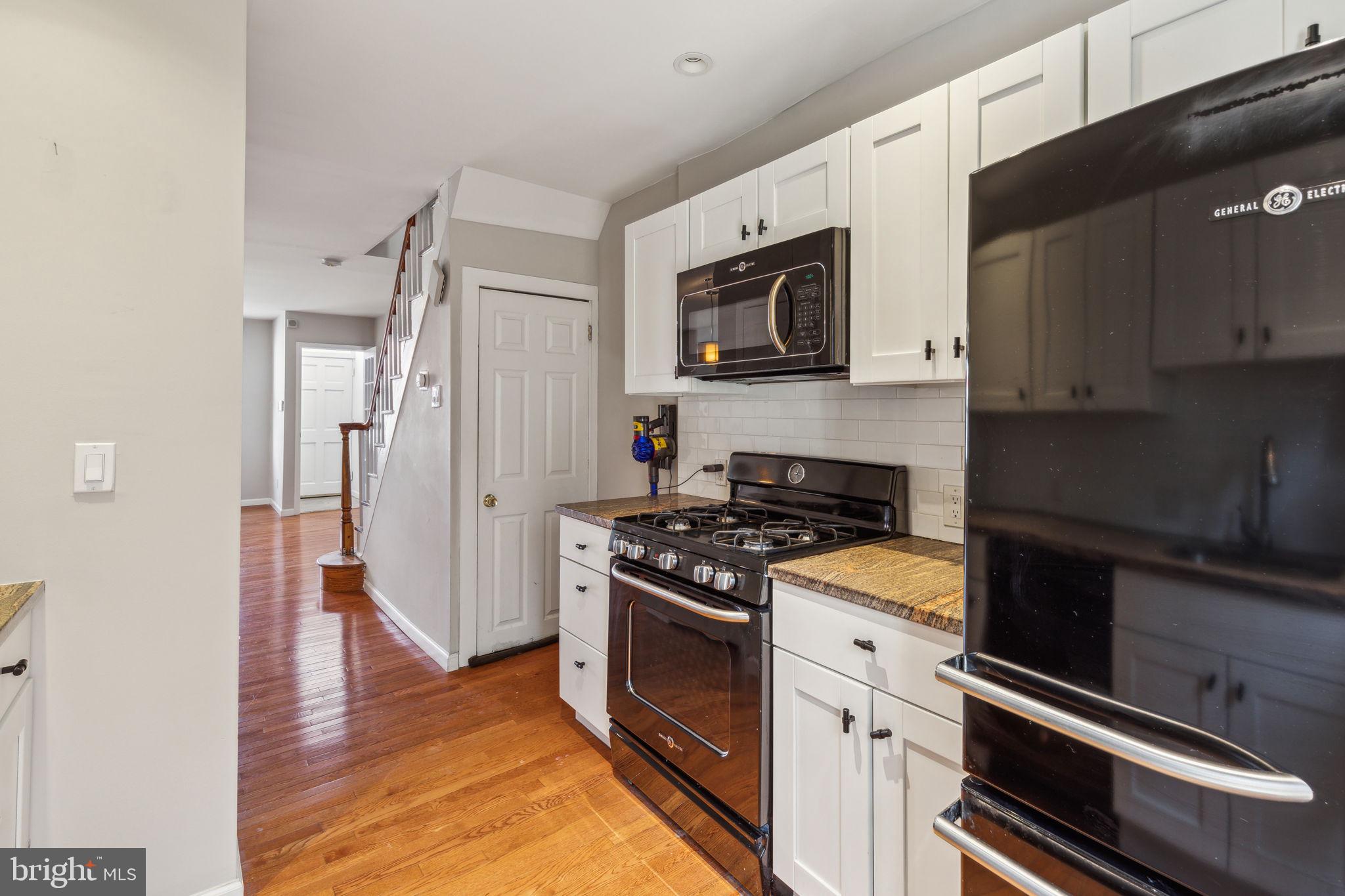 POINT BREEZE - Residential