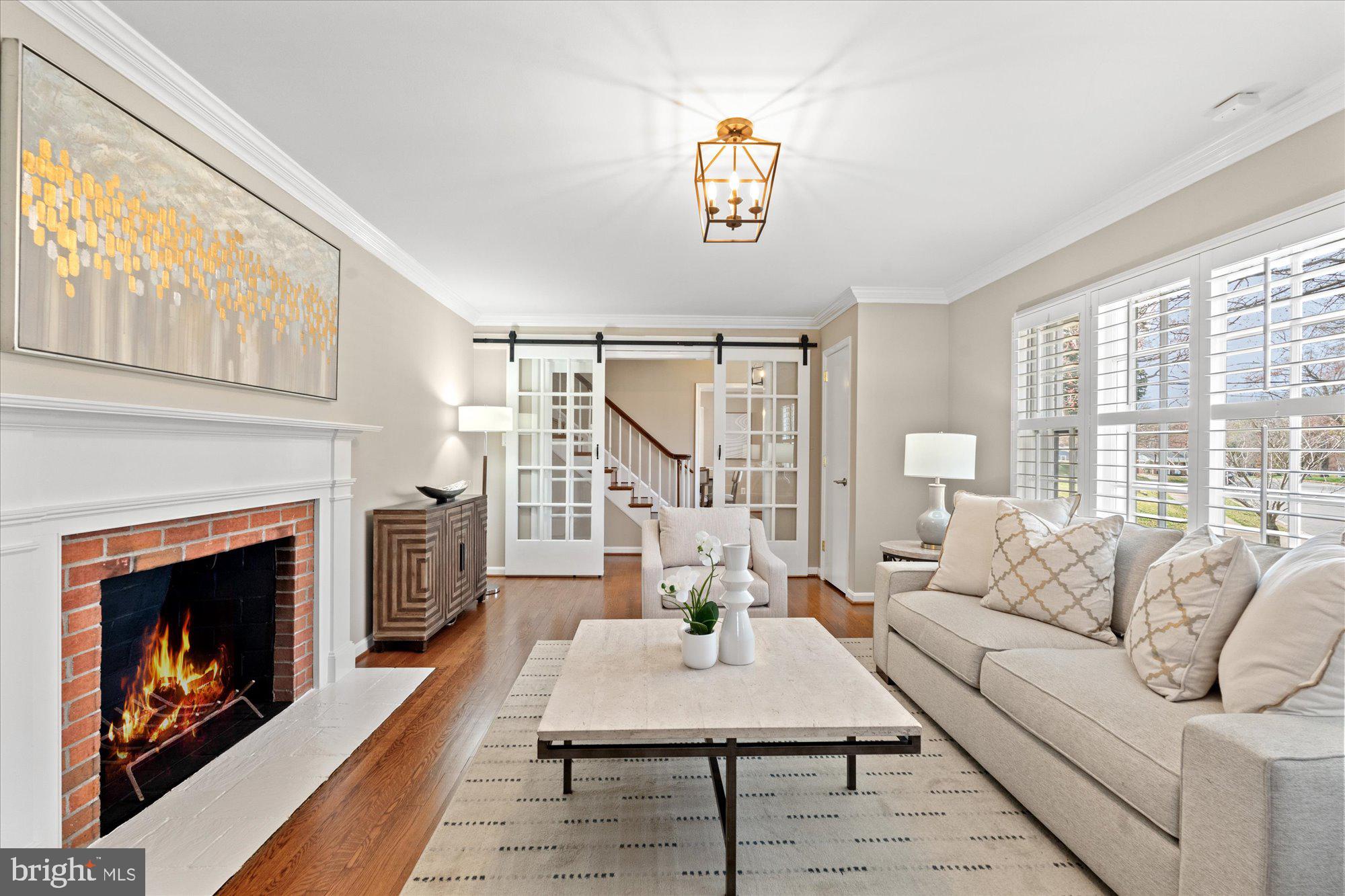 WAYNEWOOD - Residential