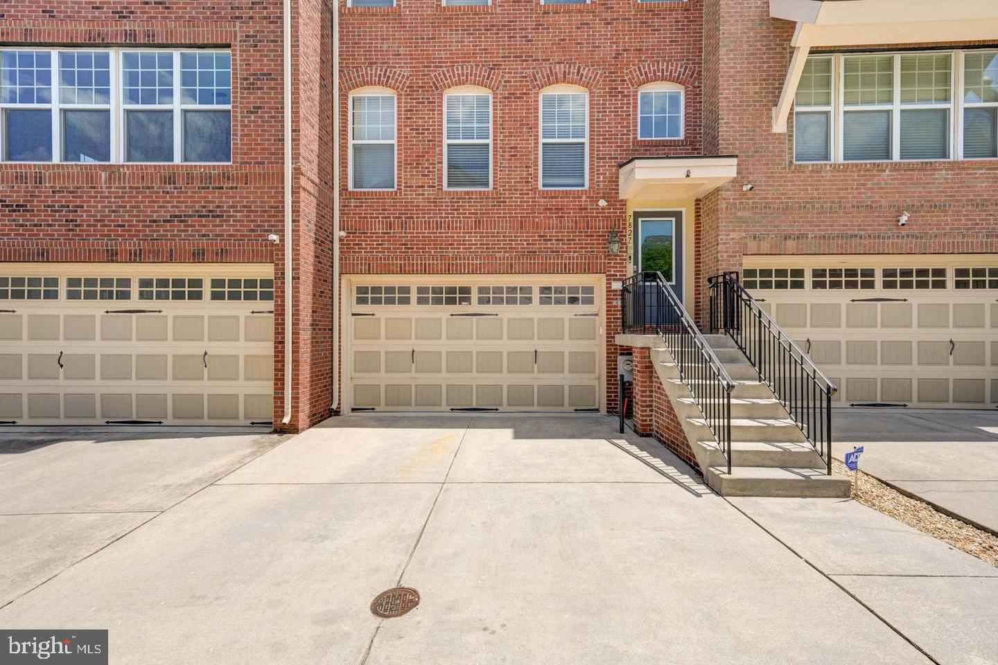 POINTE AT ARUNDEL PRESERVES - Residential