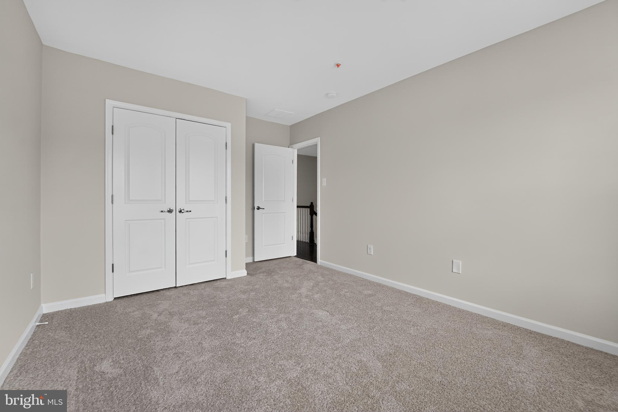 POINTE AT ARUNDEL PRESERVES - Residential
