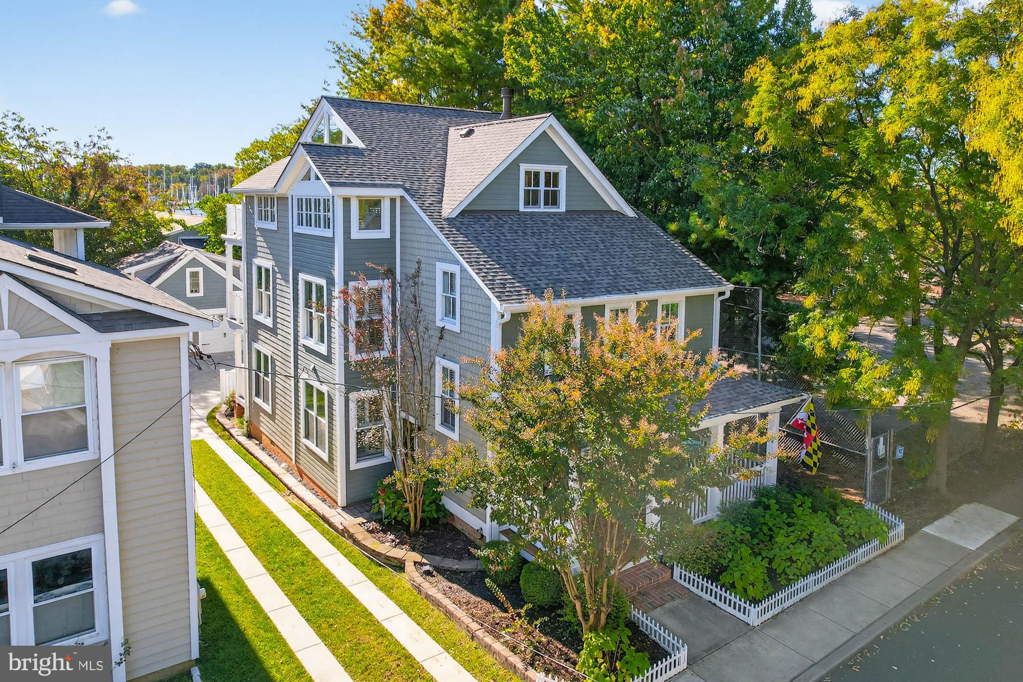EASTPORT - Residential