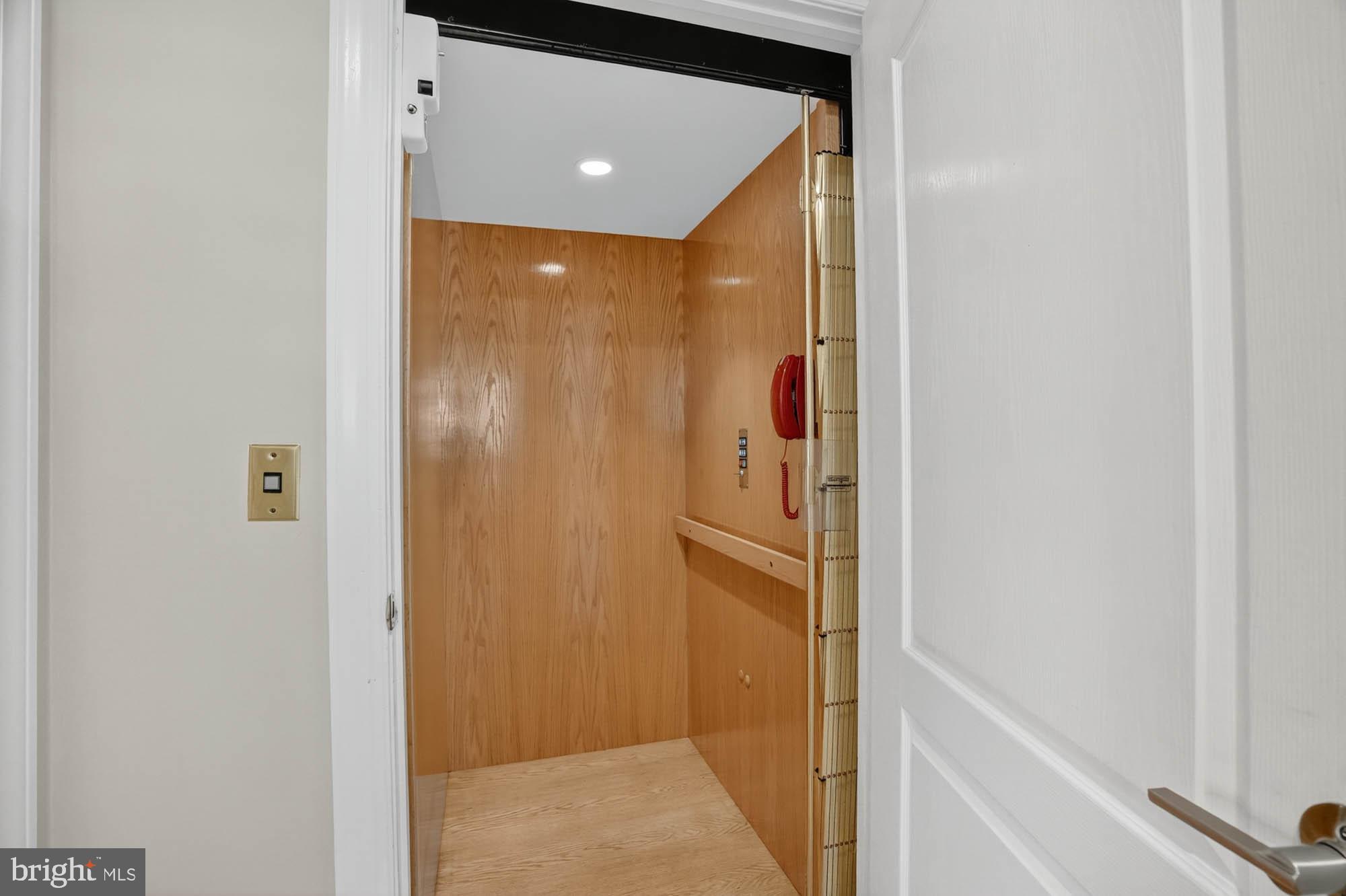 EASTPORT - Residential