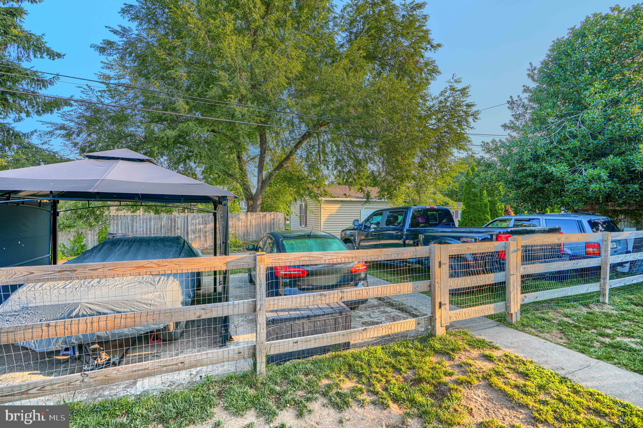 MCSHERRYSTOWN AREA - Residential