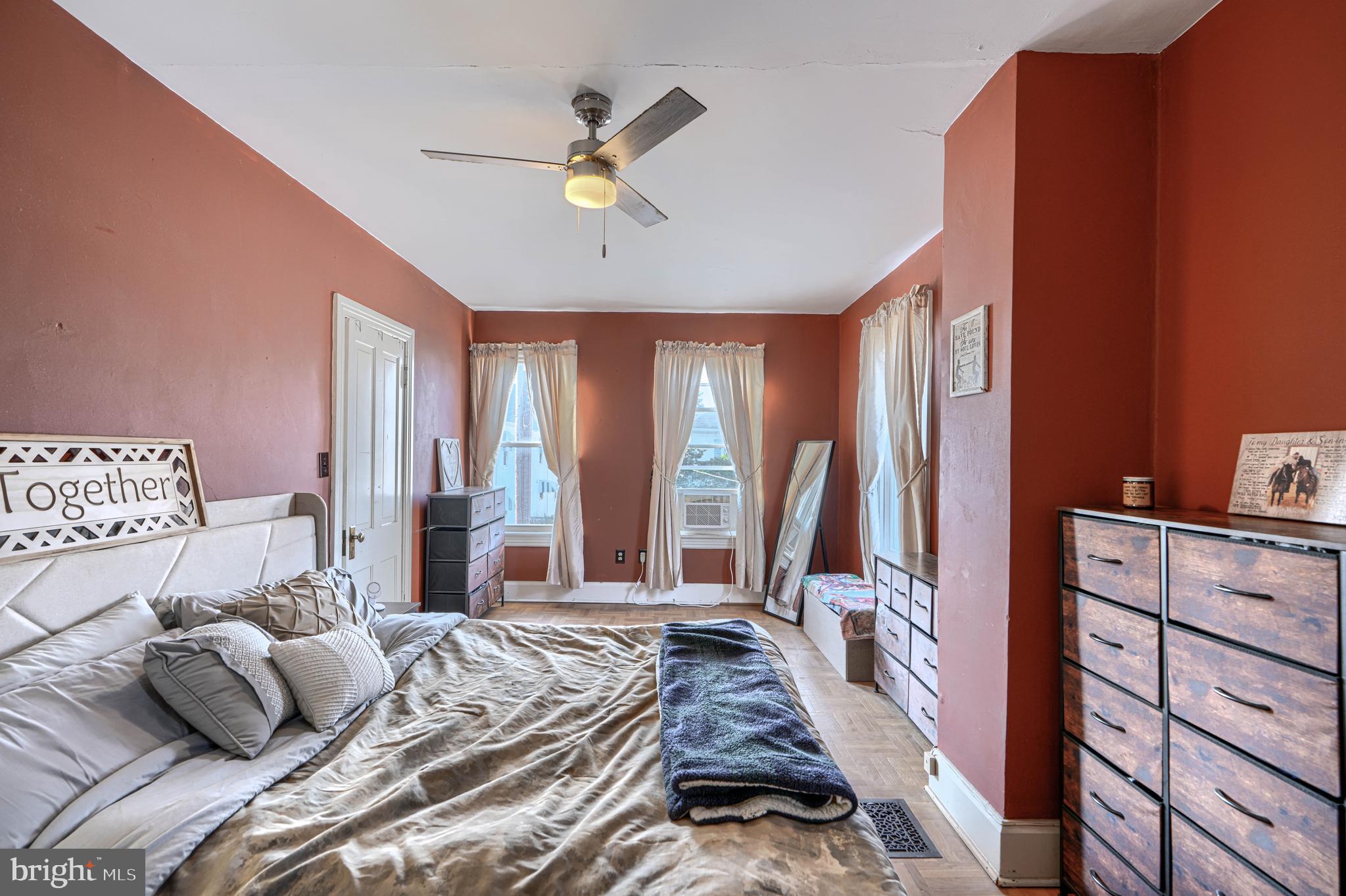 MCSHERRYSTOWN AREA - Residential