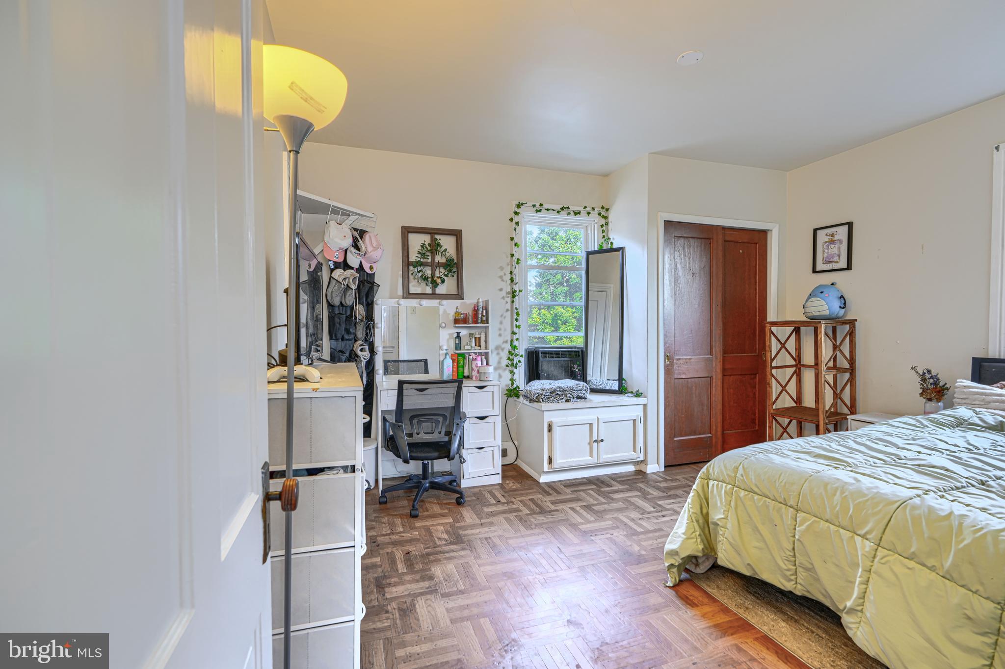 MCSHERRYSTOWN AREA - Residential