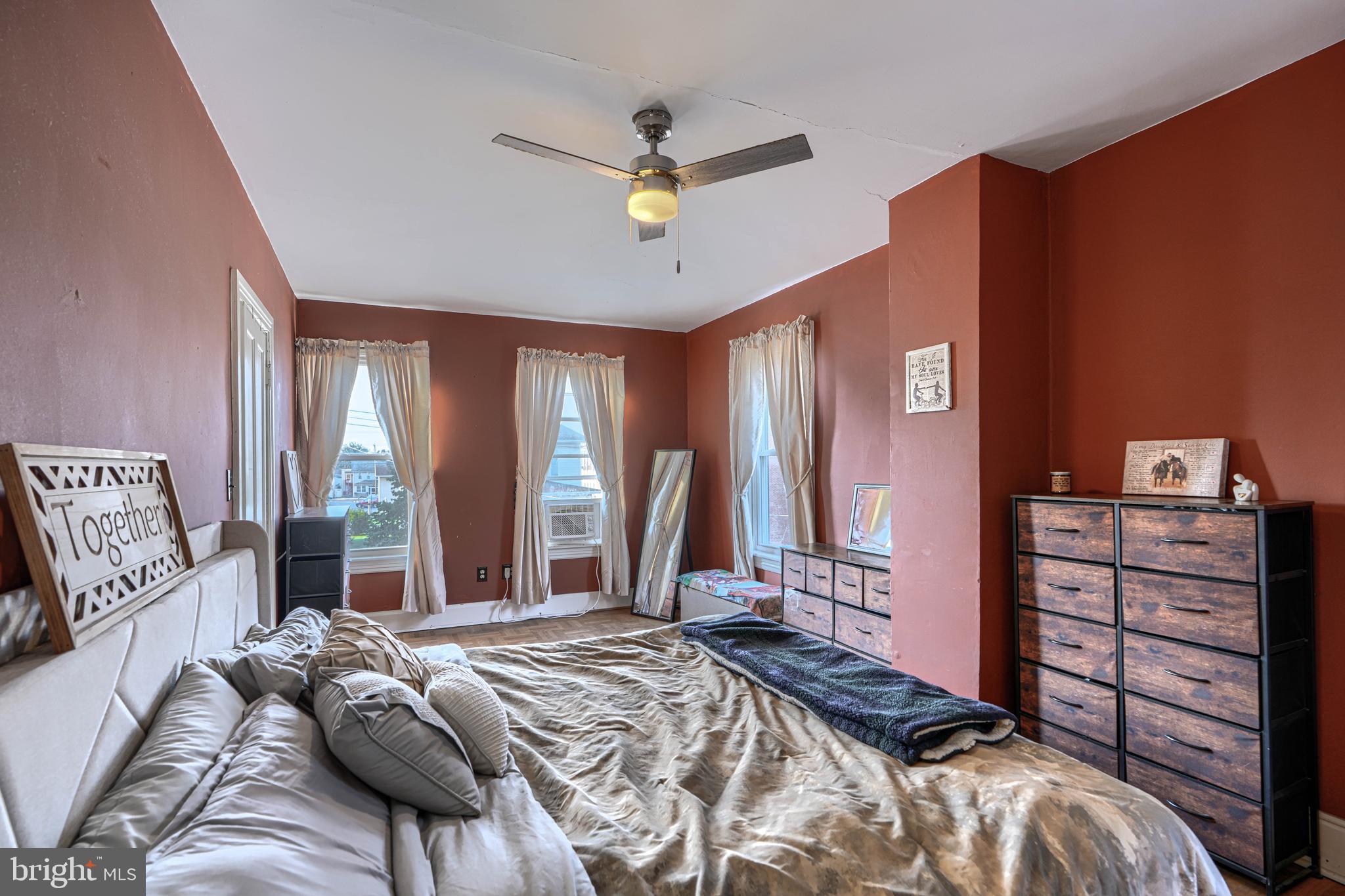 MCSHERRYSTOWN AREA - Residential