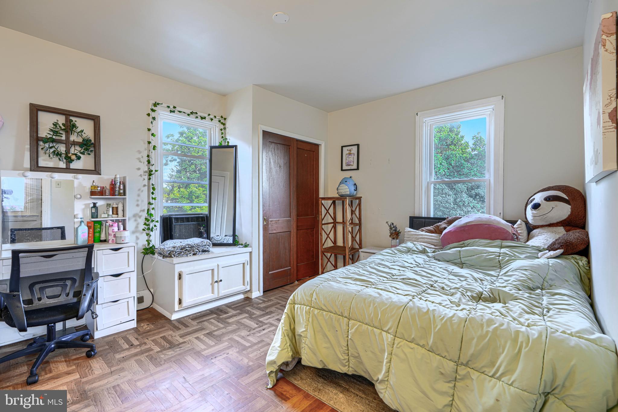 MCSHERRYSTOWN AREA - Residential