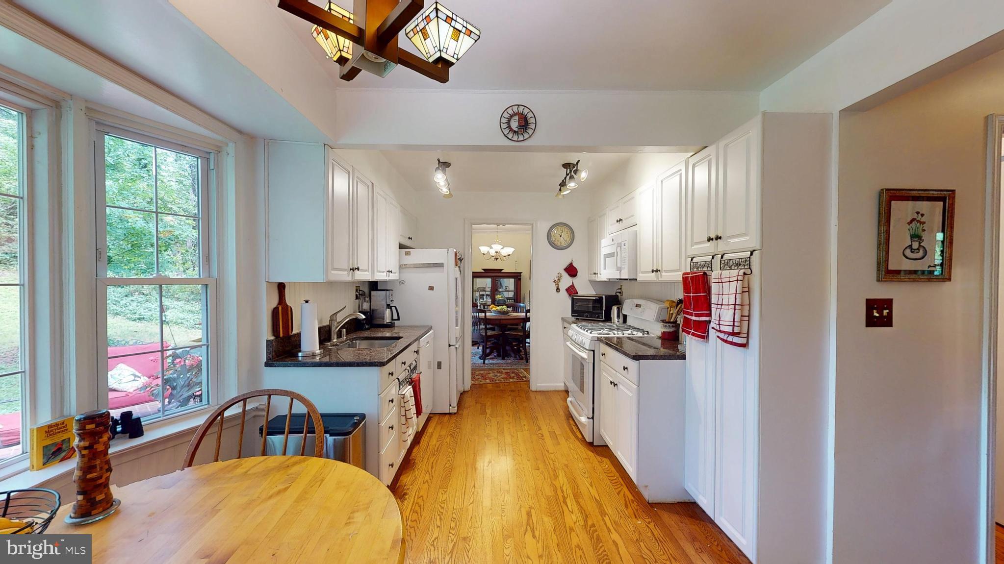 PARKSIDE ESTATES - Residential