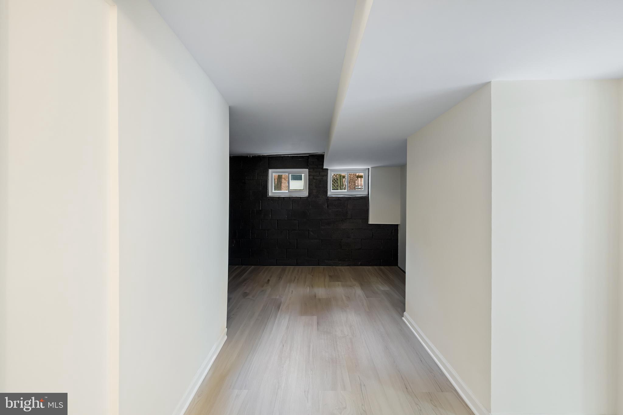FOXHALL - Residential