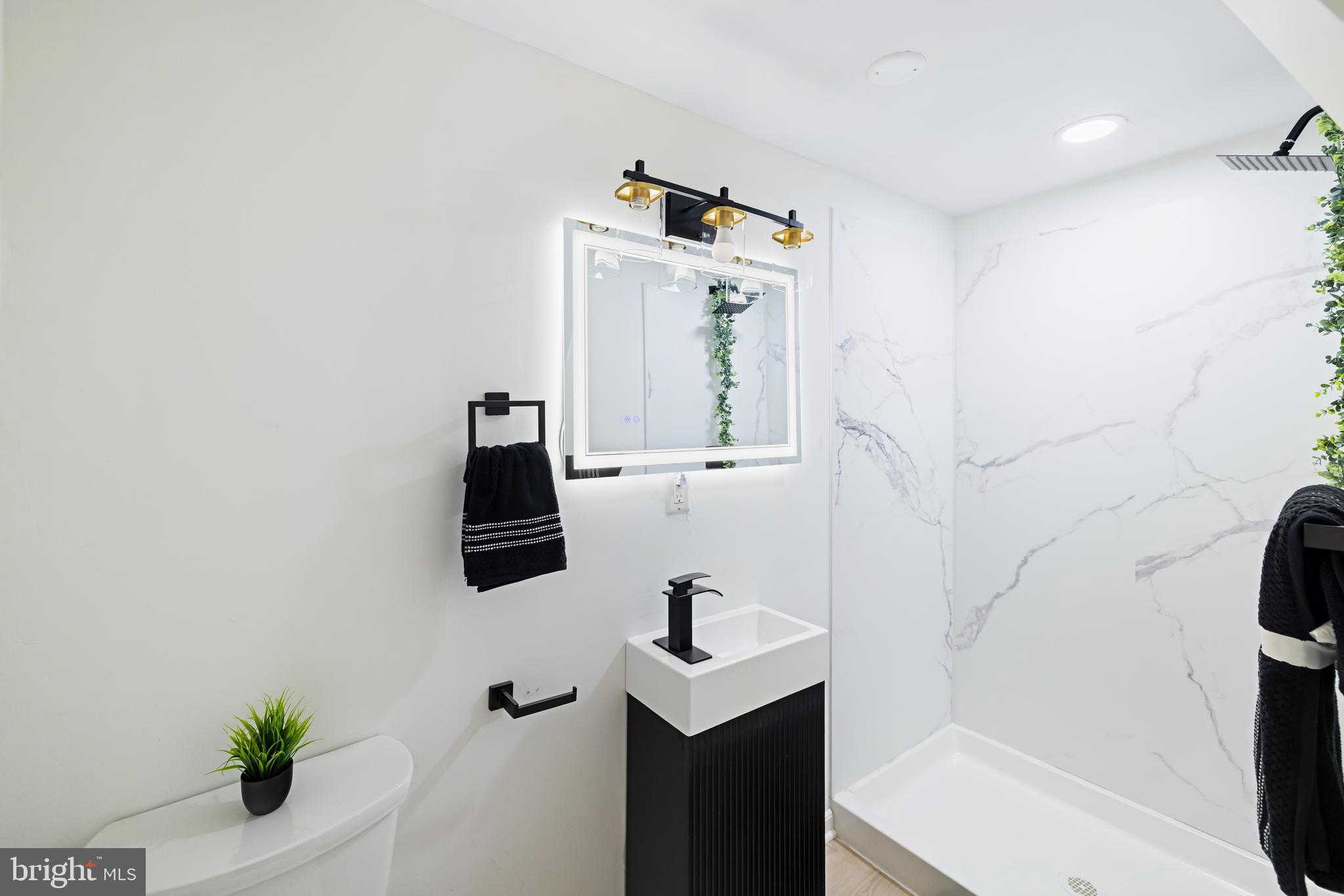 FOXHALL - Residential