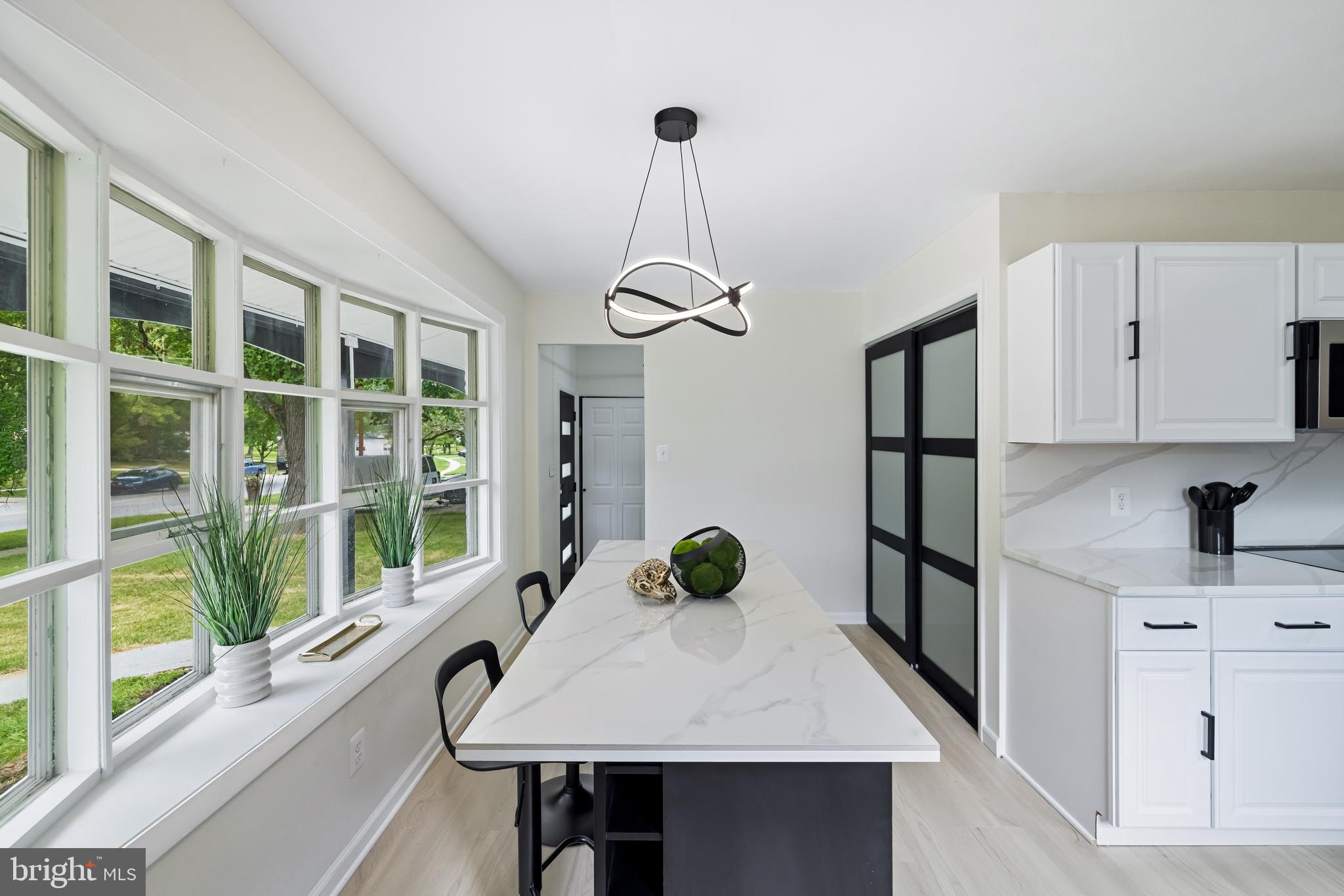 FOXHALL - Residential