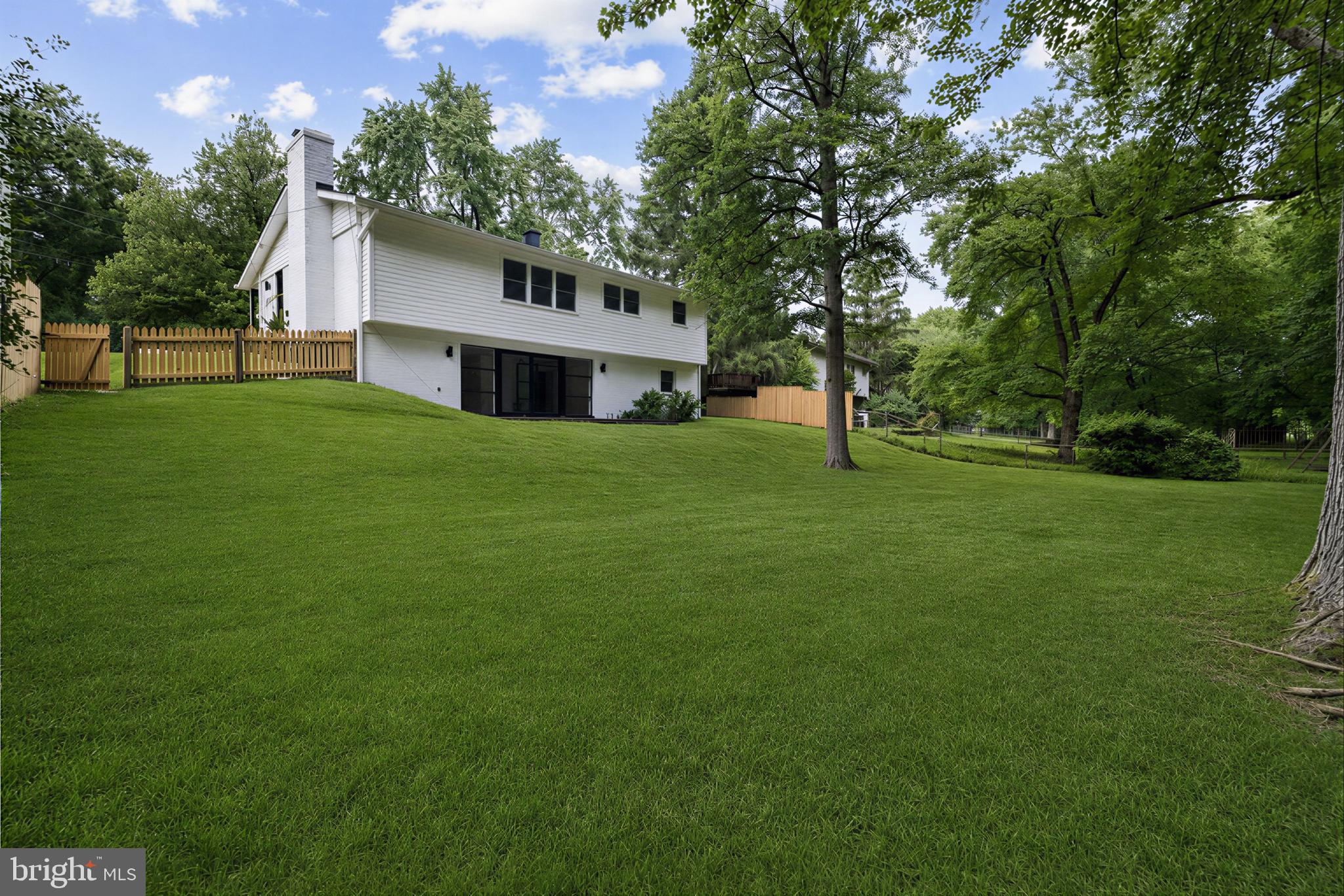 FOXHALL - Residential