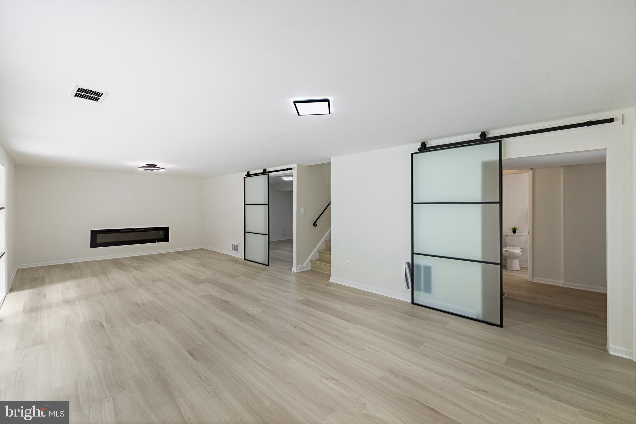 FOXHALL - Residential