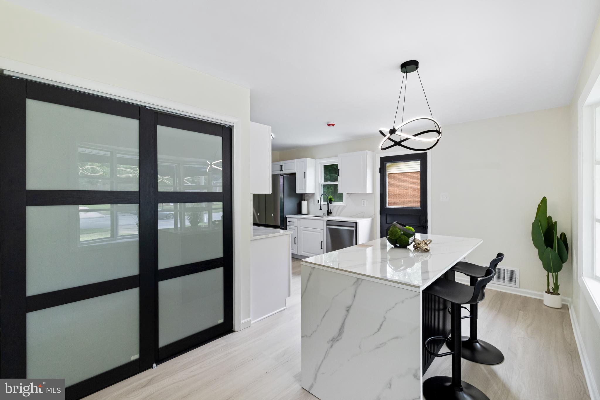 FOXHALL - Residential