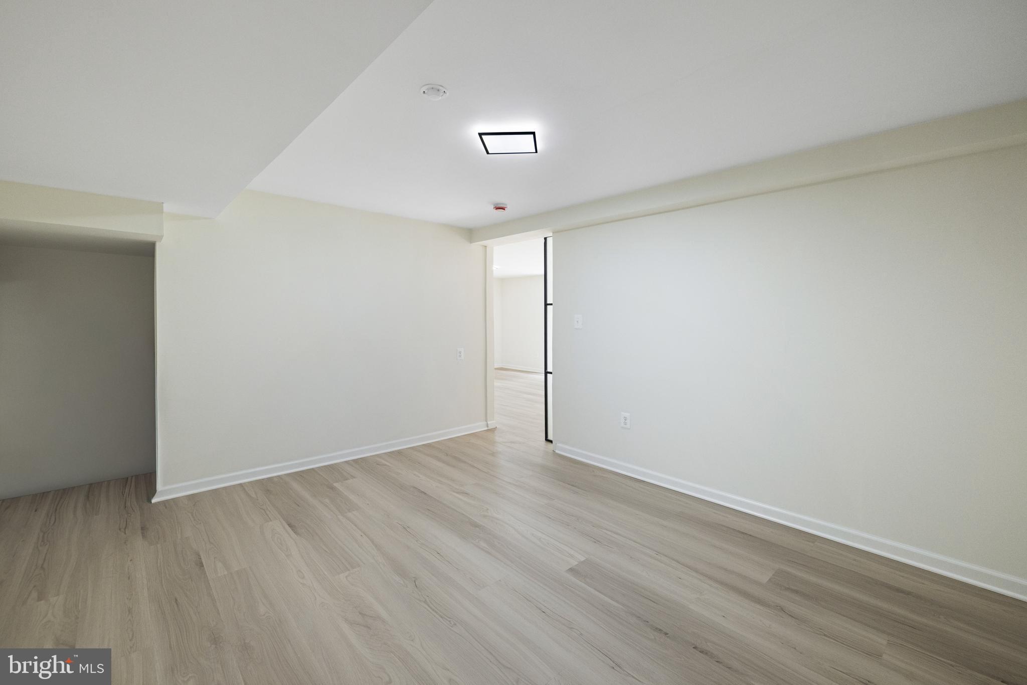FOXHALL - Residential