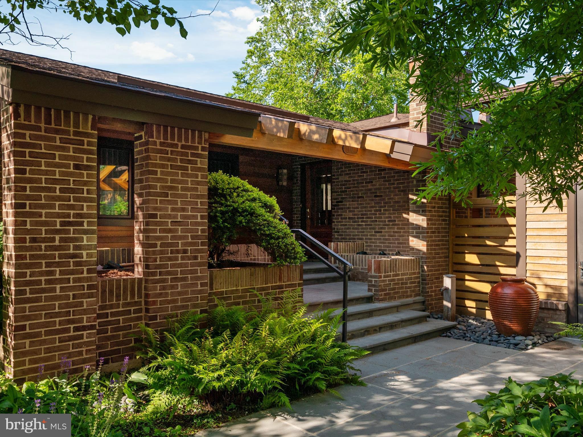 HILLSMERE ESTATES - Residential