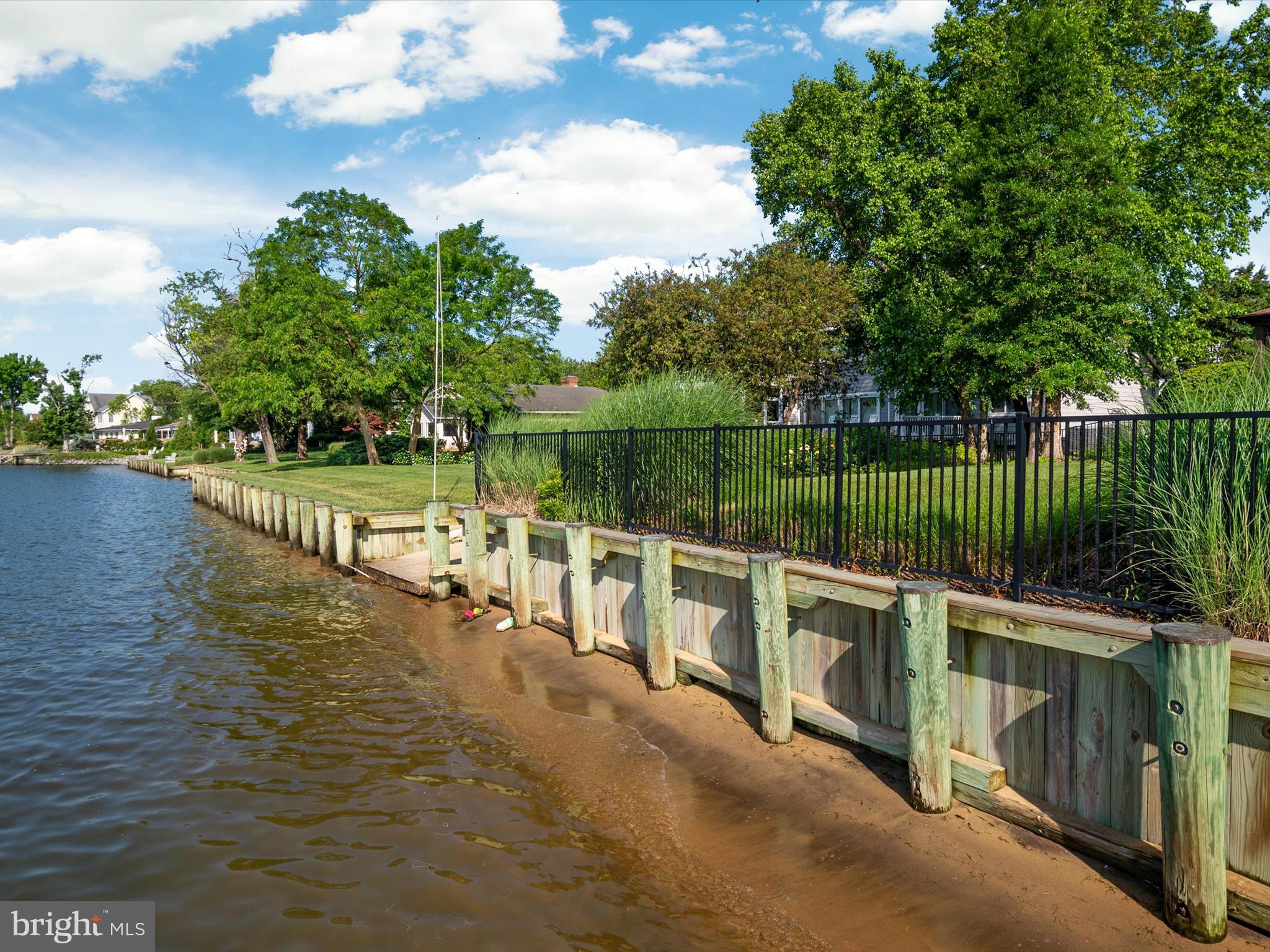 HILLSMERE ESTATES - Residential