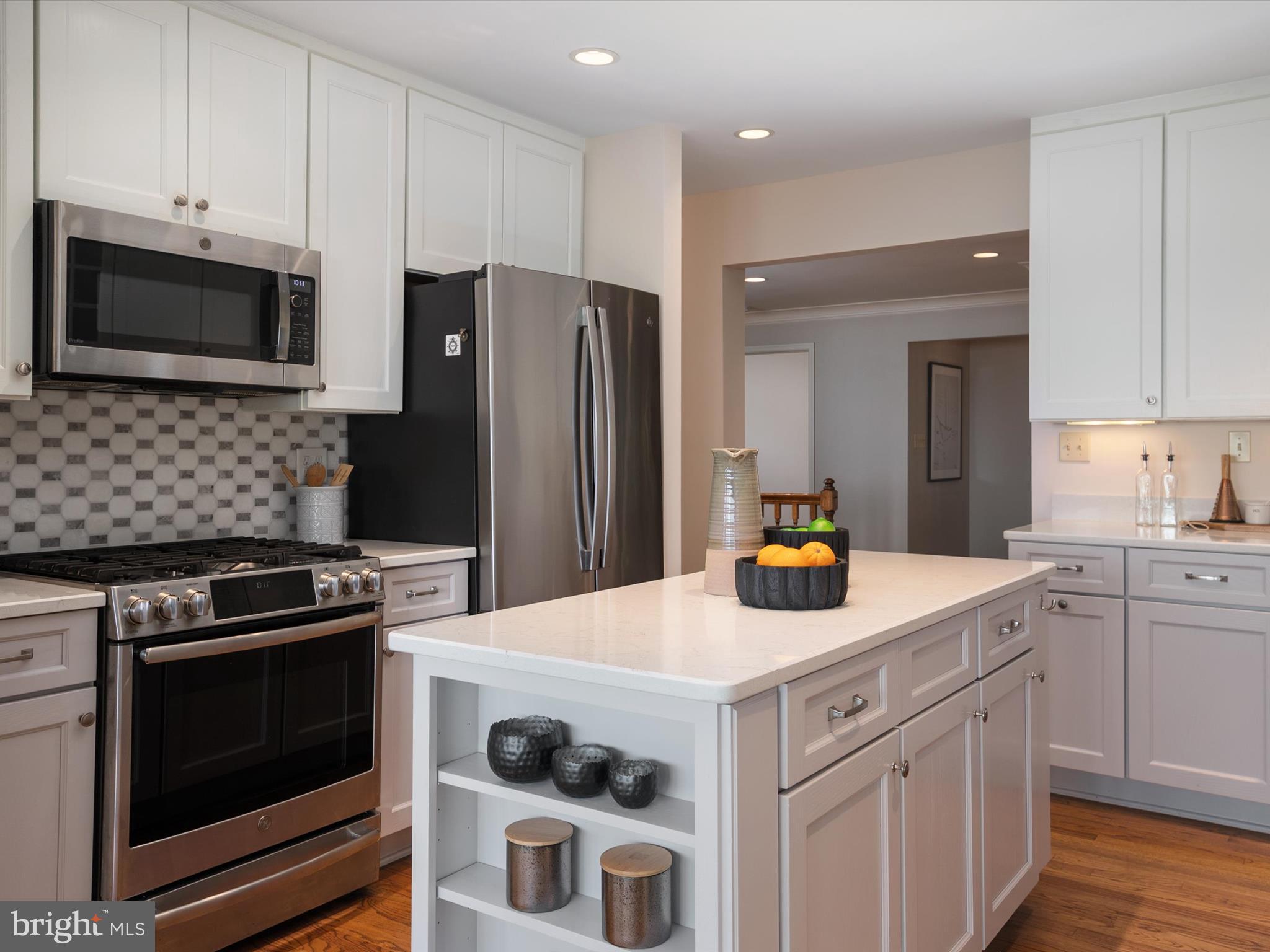 HILLSMERE ESTATES - Residential