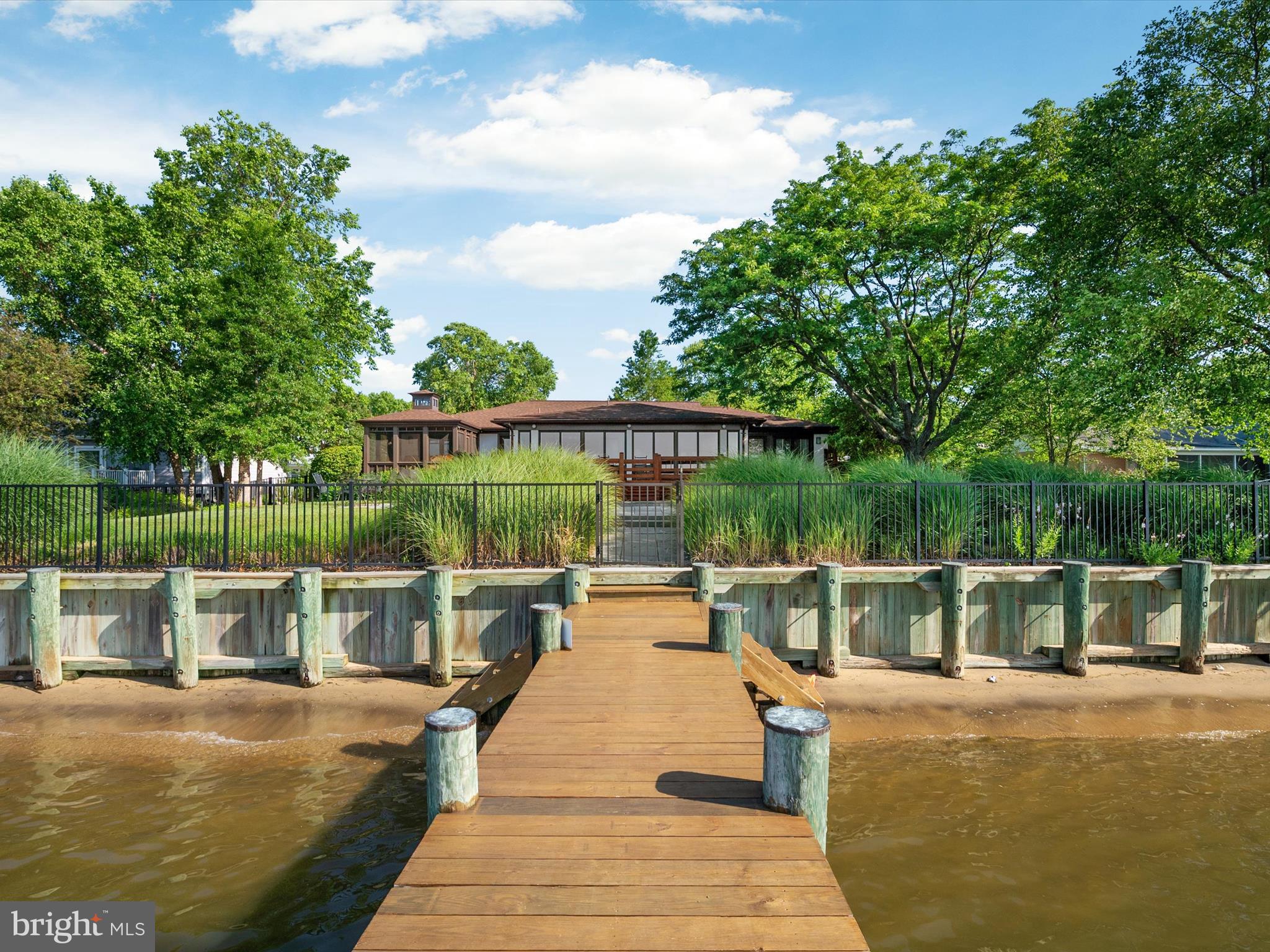 HILLSMERE ESTATES - Residential