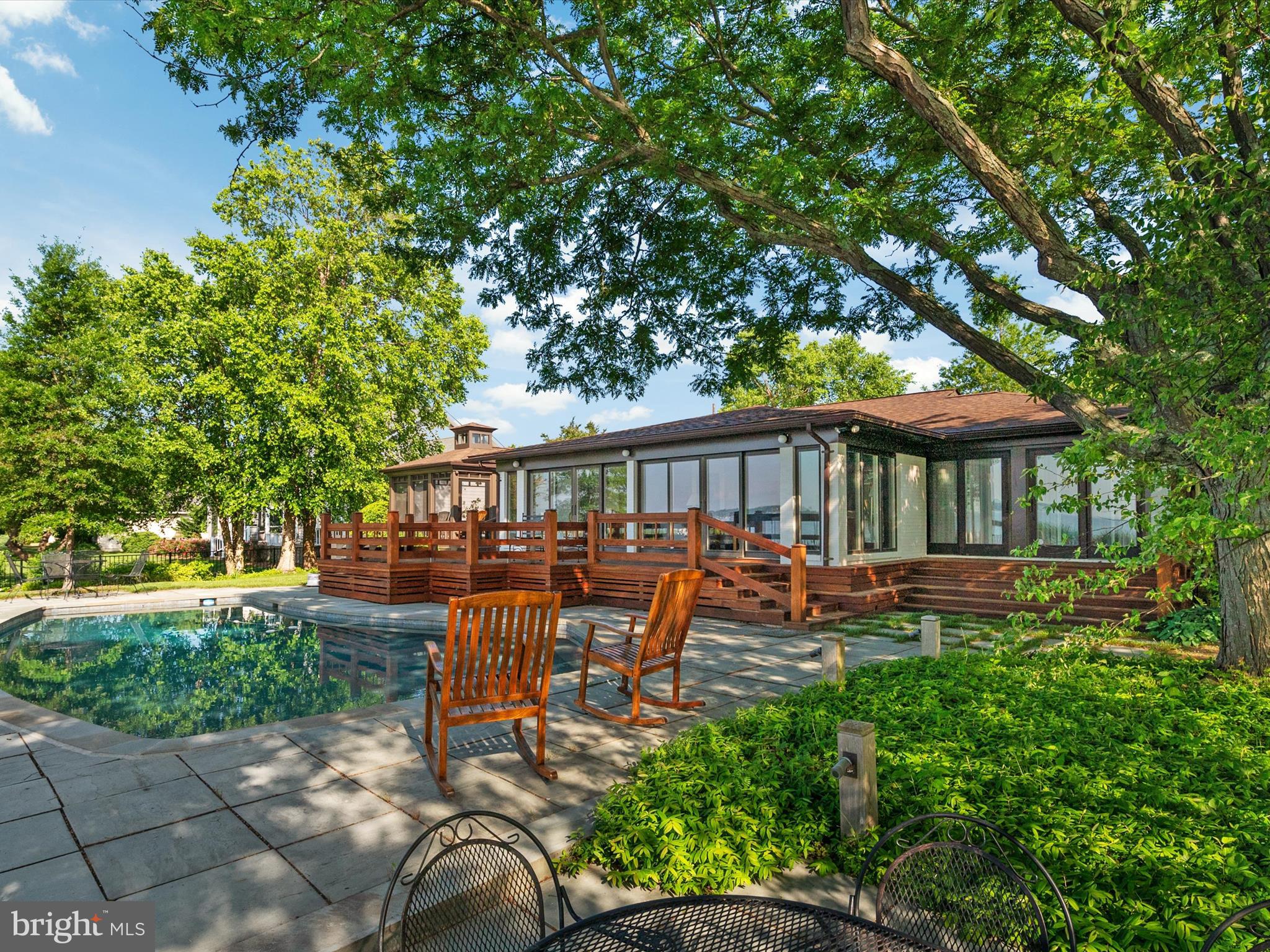 HILLSMERE ESTATES - Residential
