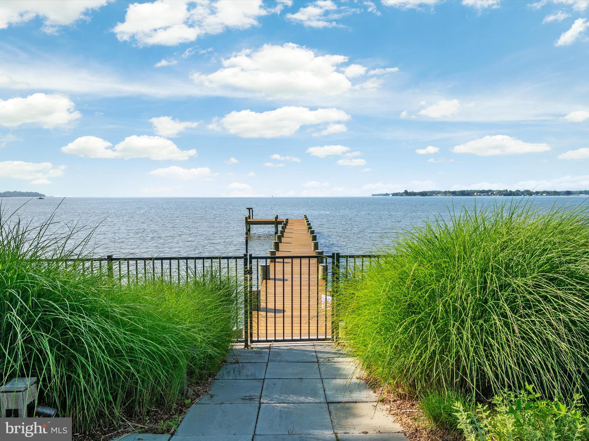 HILLSMERE ESTATES - Residential