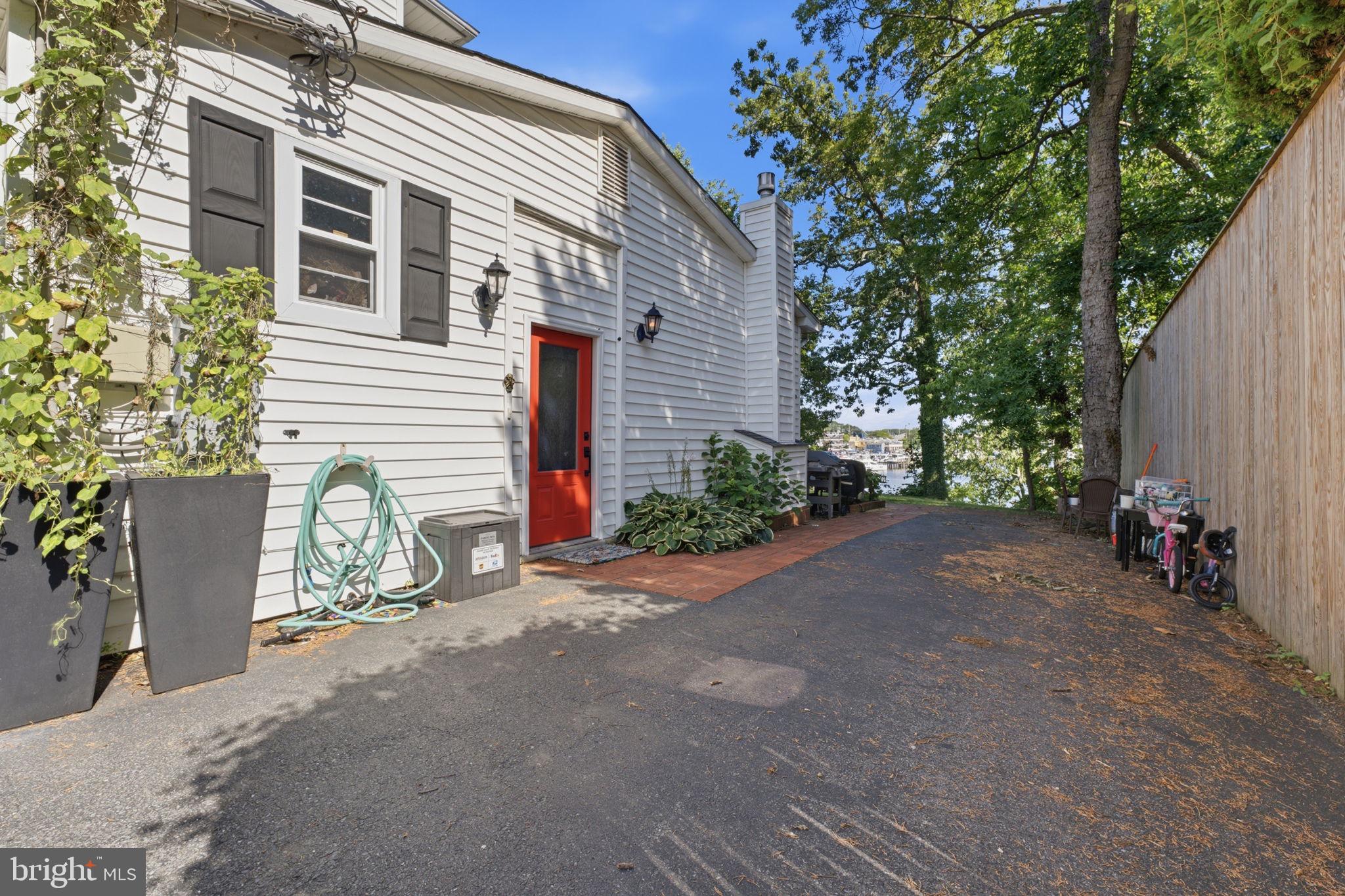 CAPE ST JOHN - Residential