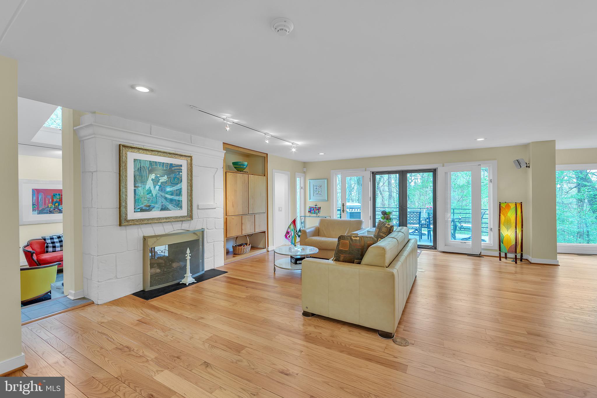 VALLEY FORGE MTN - Residential
