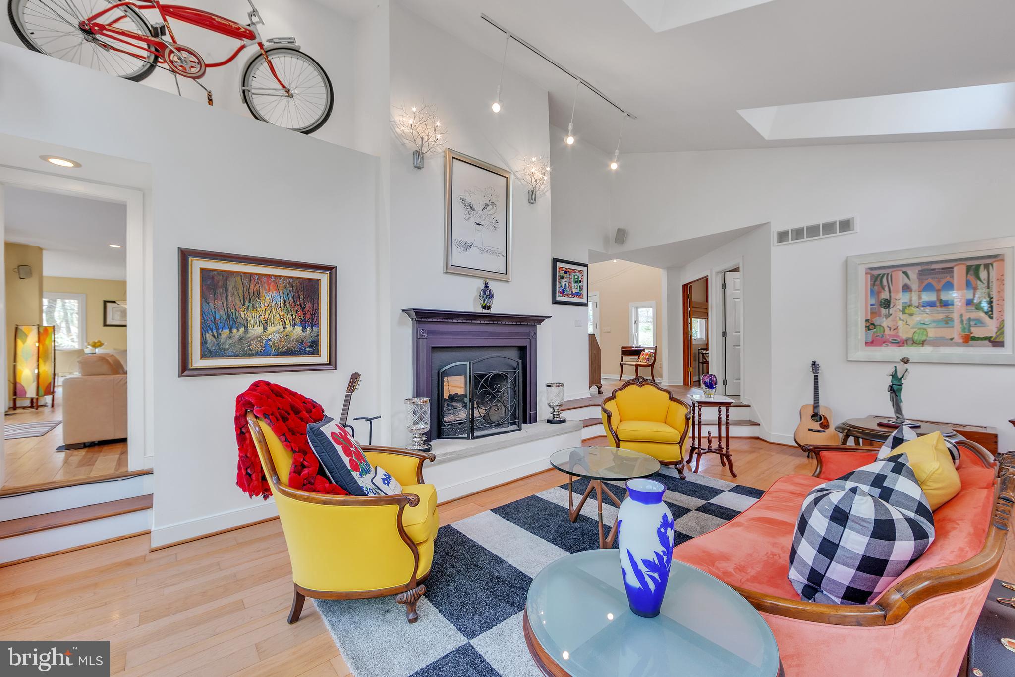 VALLEY FORGE MTN - Residential