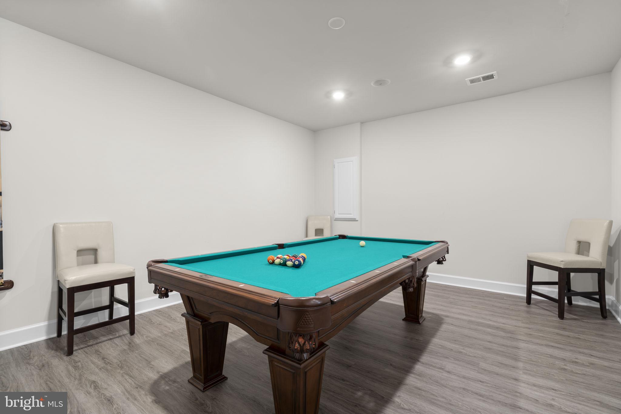 GROVE AT WILLOWSFORD - Residential