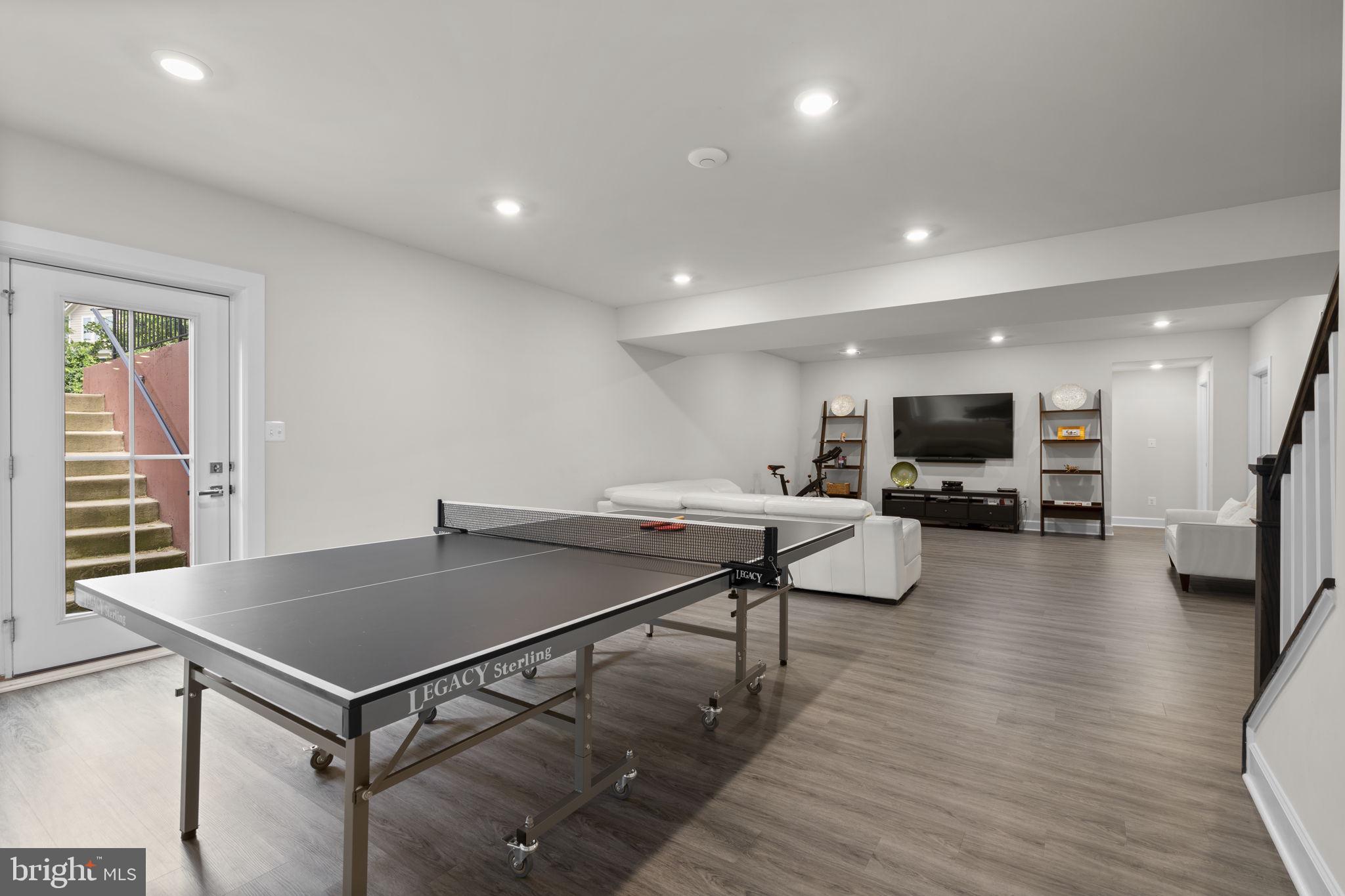 GROVE AT WILLOWSFORD - Residential