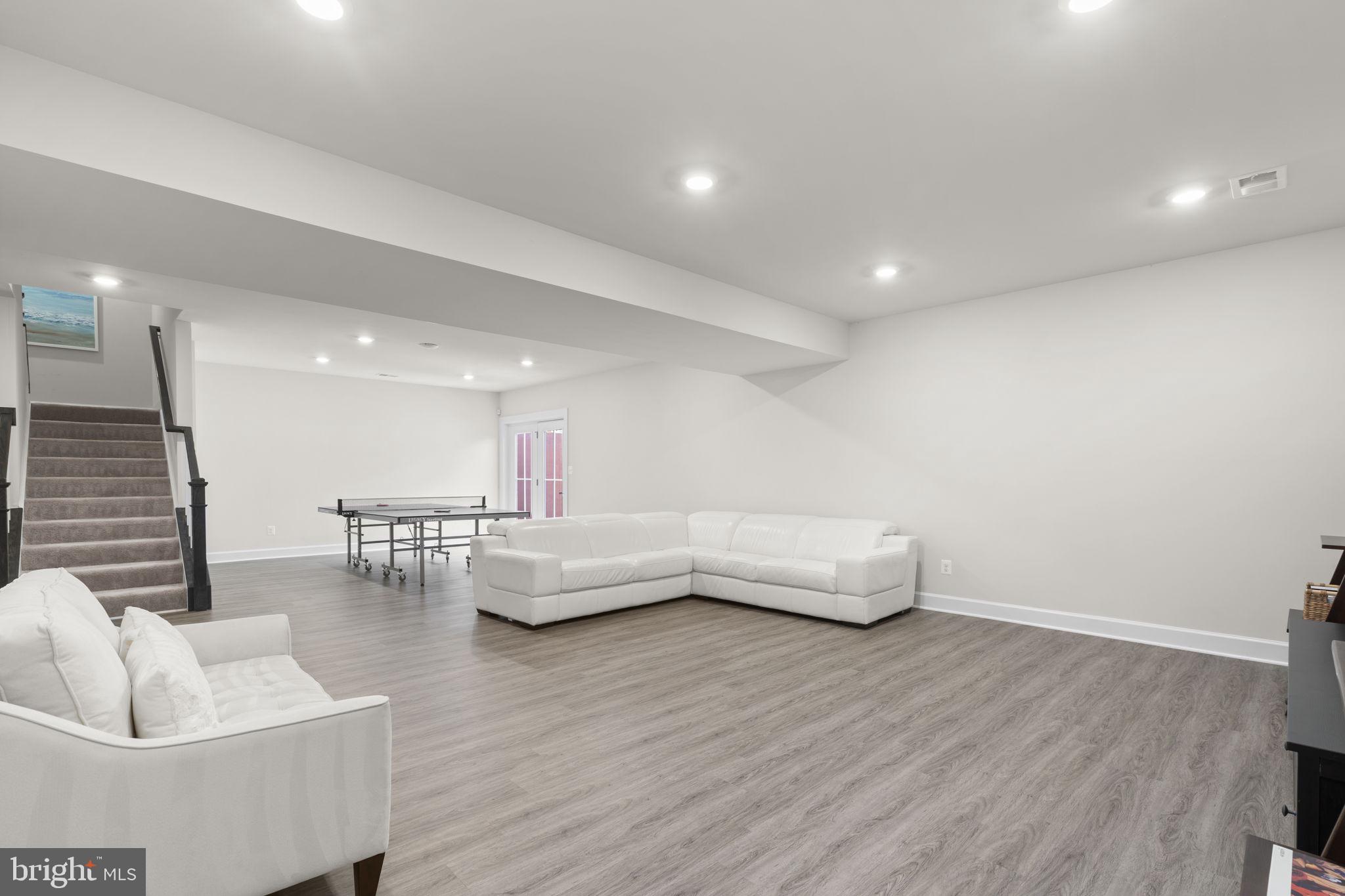 GROVE AT WILLOWSFORD - Residential